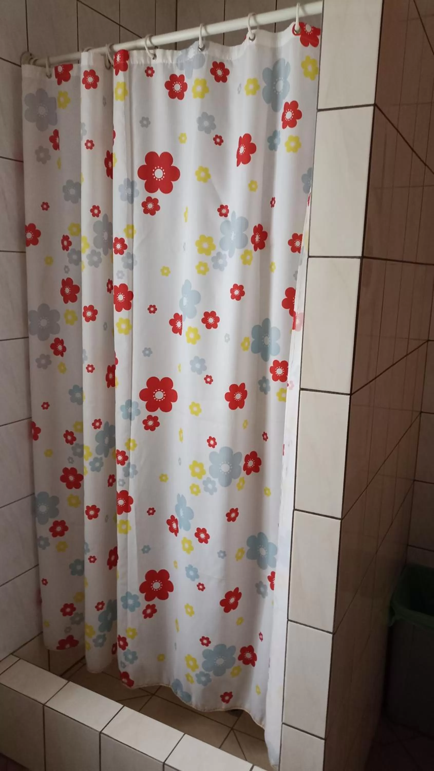 Shower, Bathroom in Hotelik Gościnny