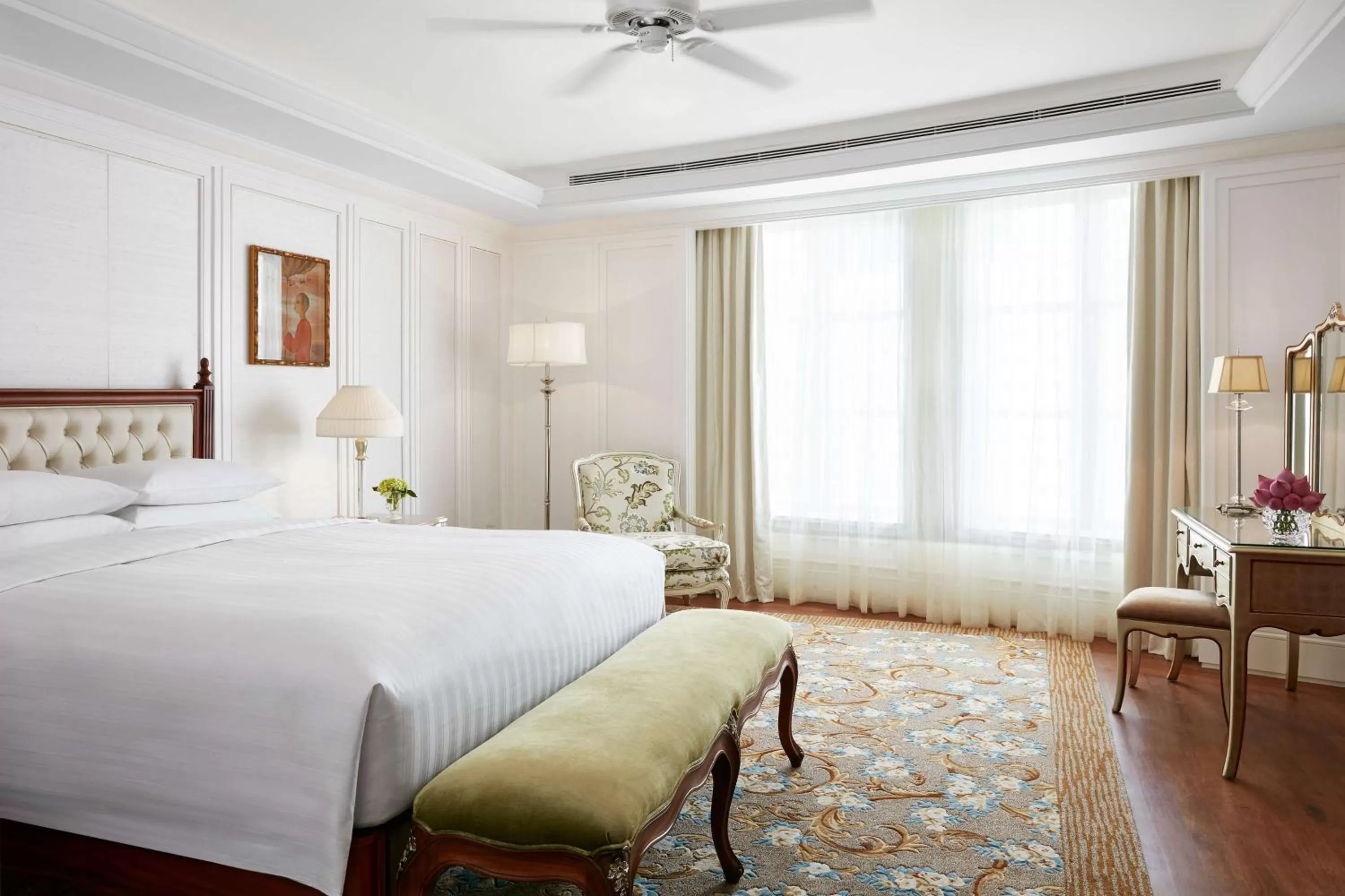 Photo of the whole room, Bed in Park Hyatt Saigon