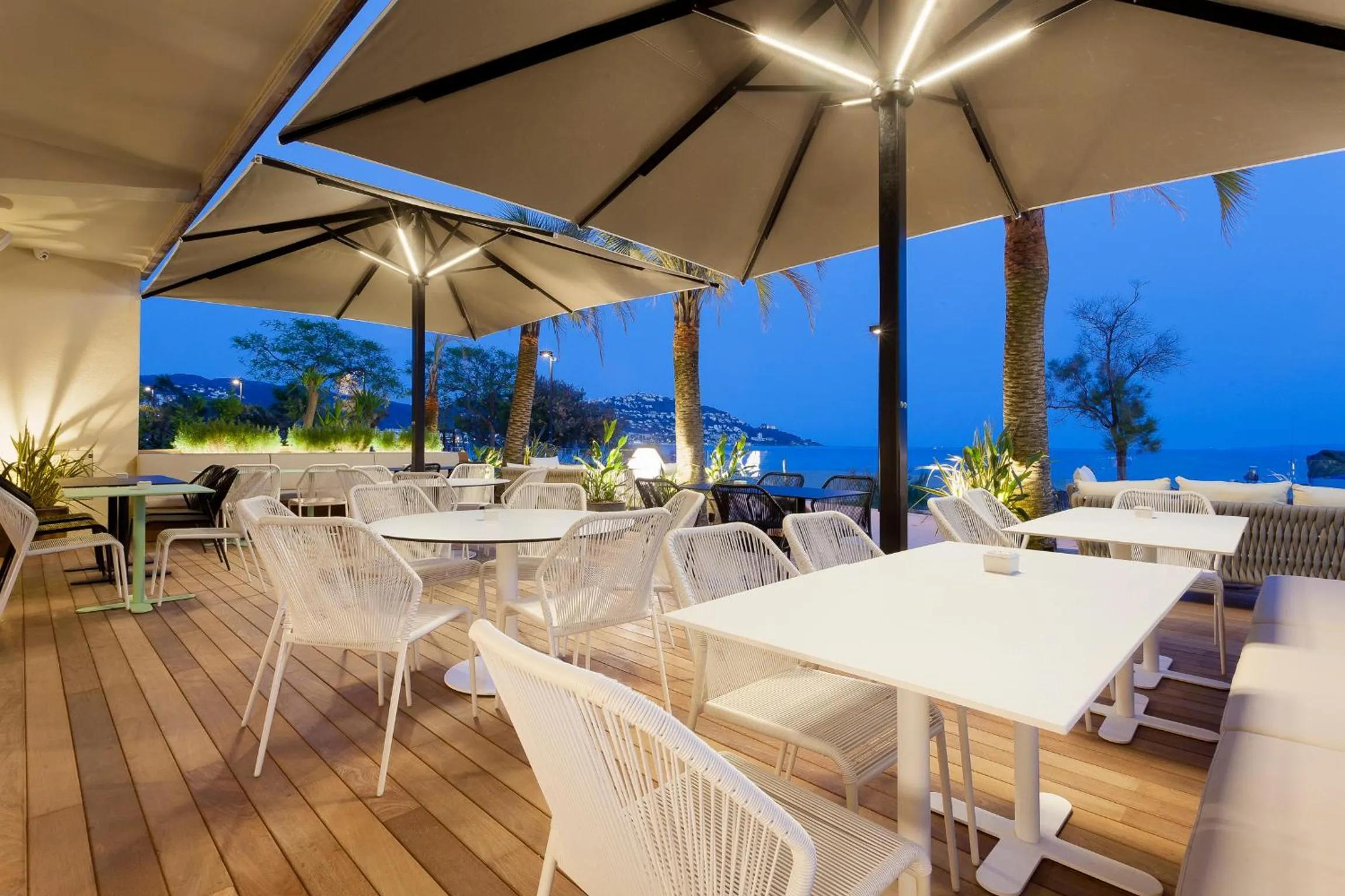 Balcony/Terrace in Hotel Maritim 4 Superior