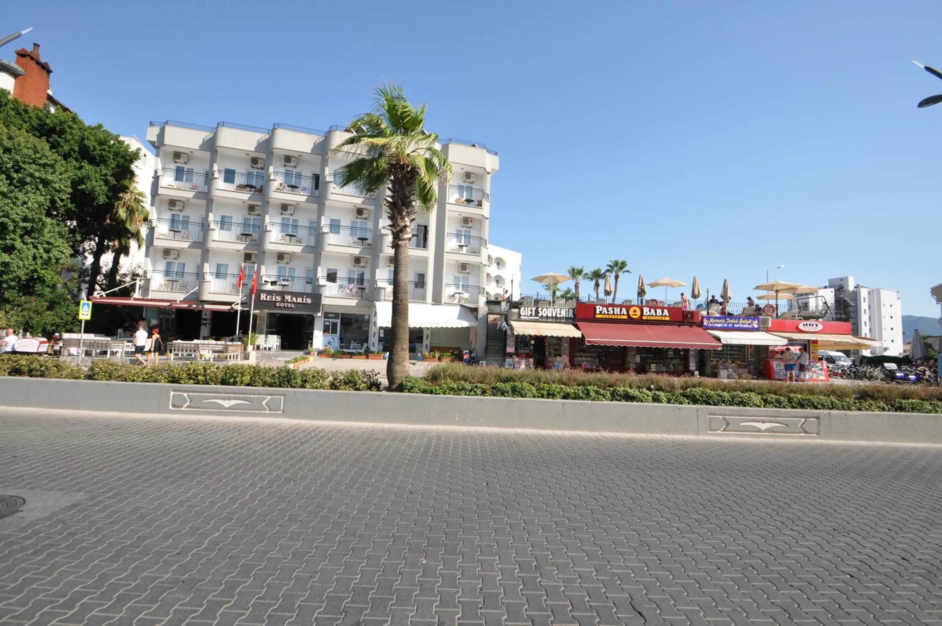 Property building in Reis Maris Hotel