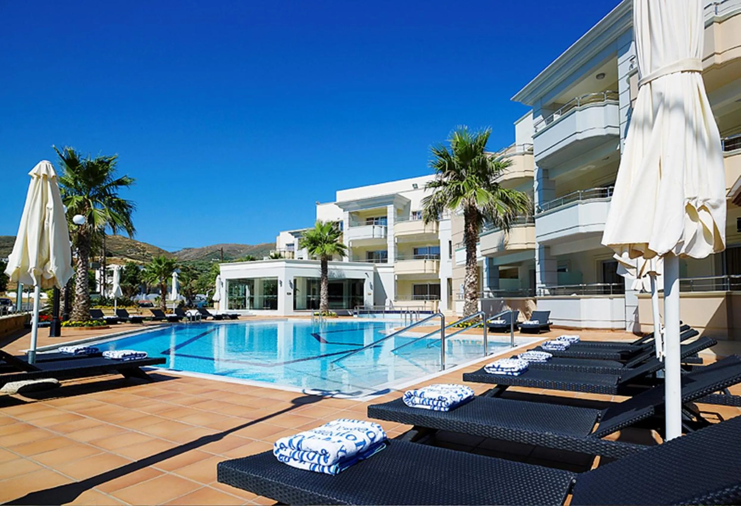 Day in Molos Bay Hotel