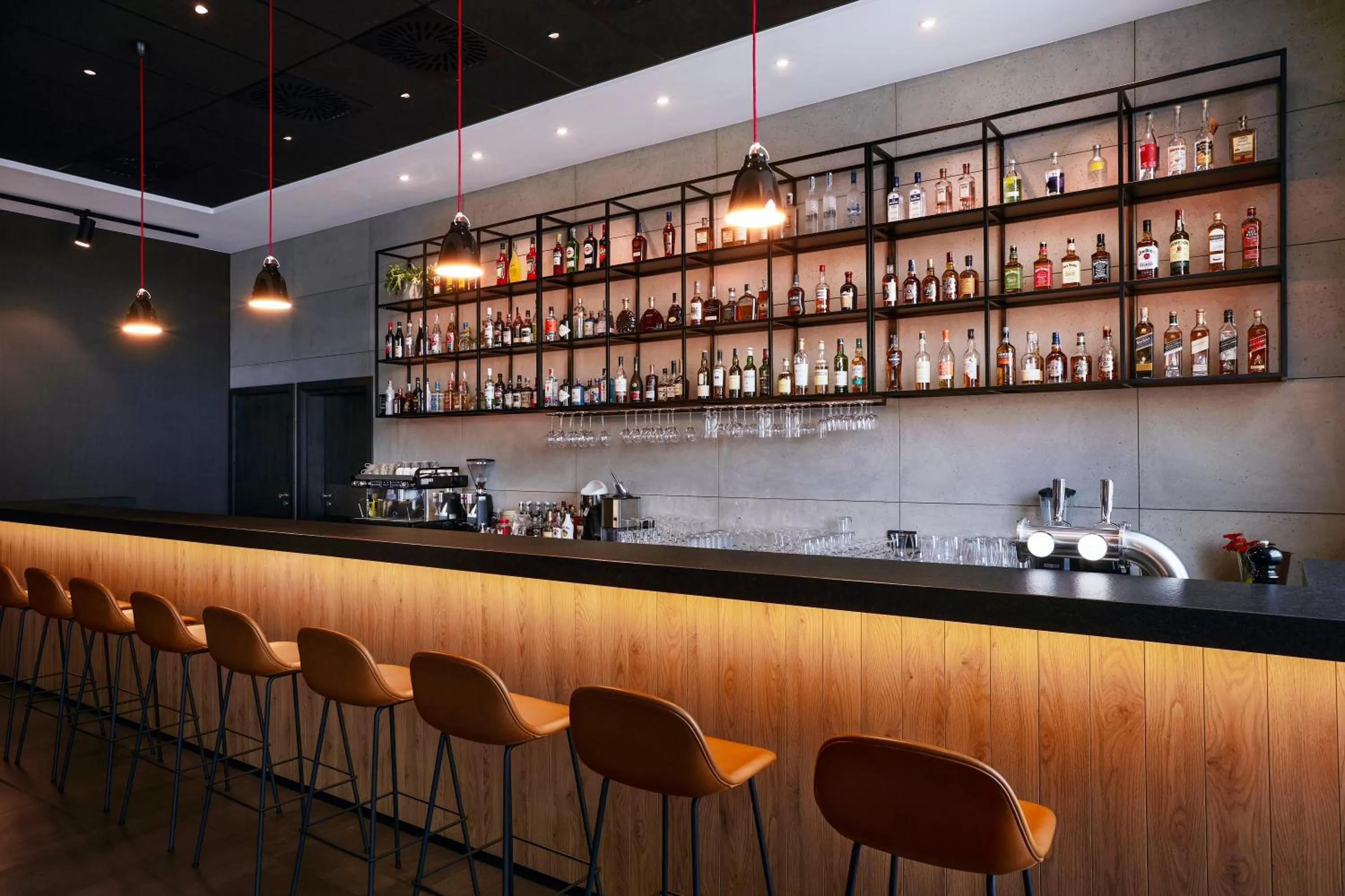 Lounge or bar in Q Hotel Plus Wrocław Bielany