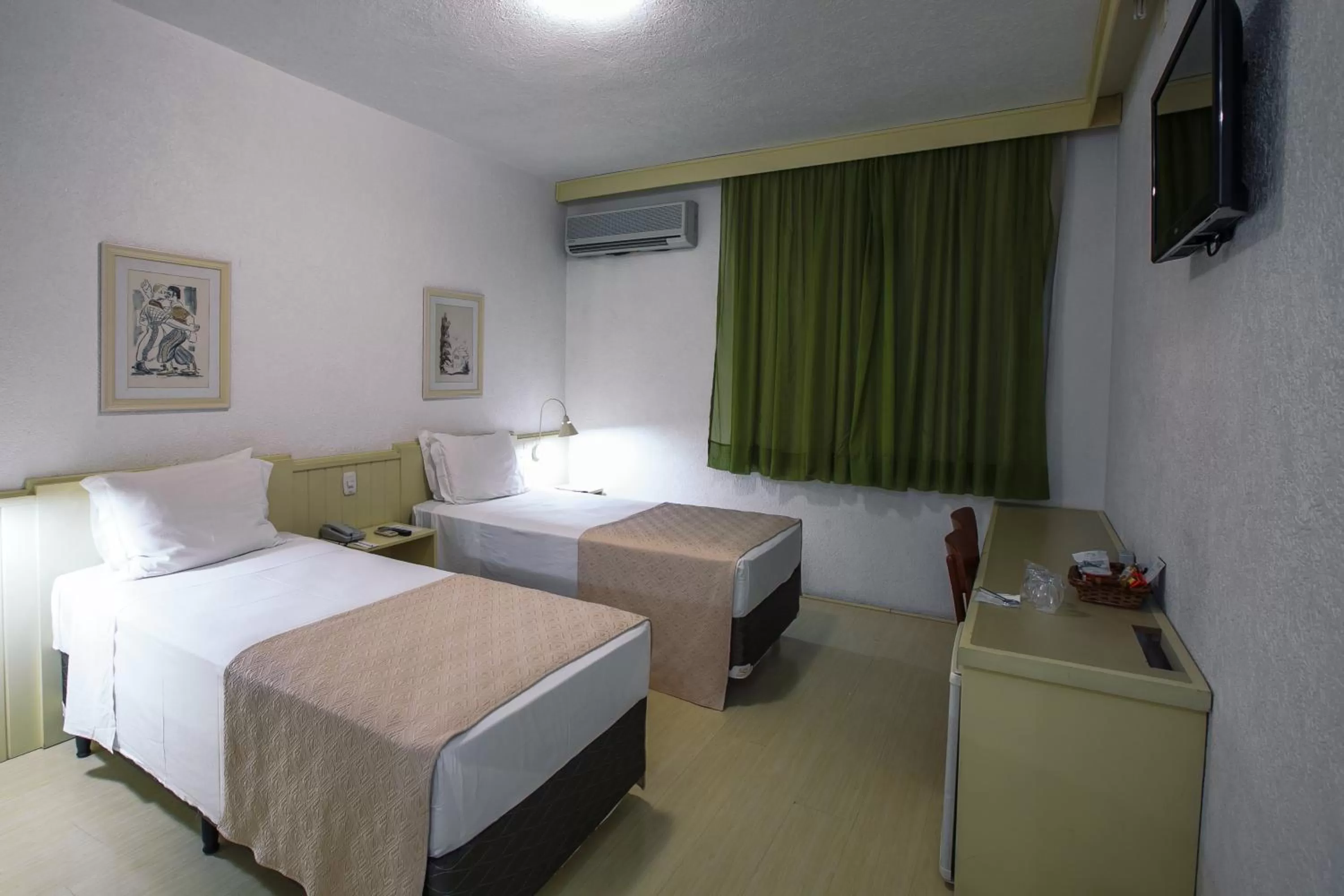 Photo of the whole room, Bed in Dall’Onder Grande Hotel Bento Gonçalves