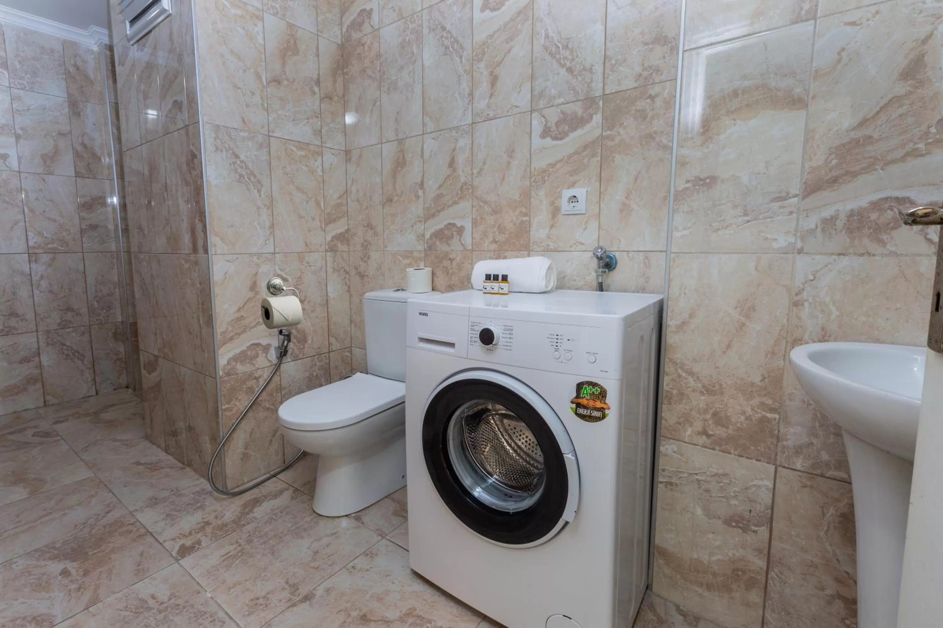 Bathroom in Bikka&Asell Suite Hotel