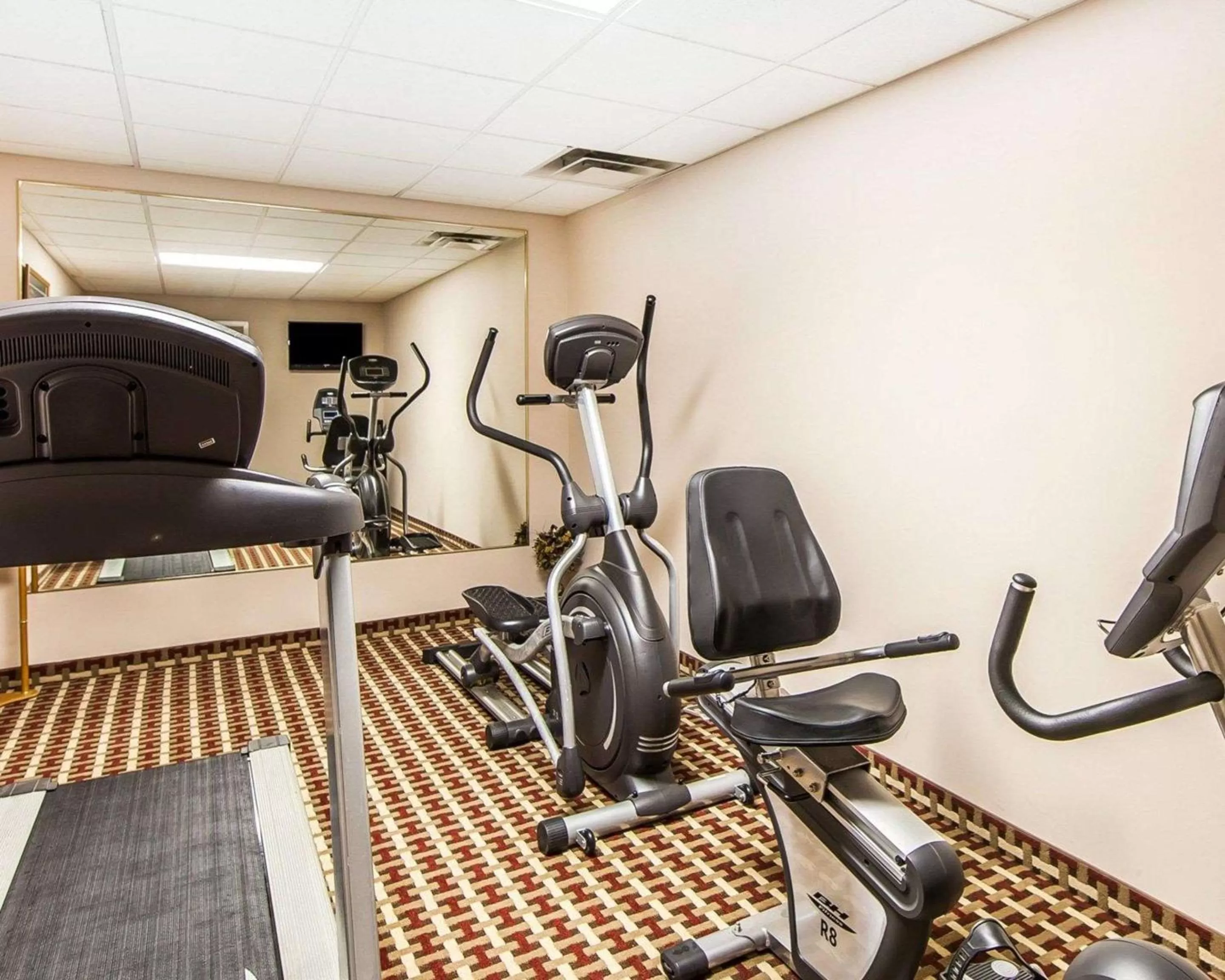 Fitness centre/facilities in Quality Inn Seaman