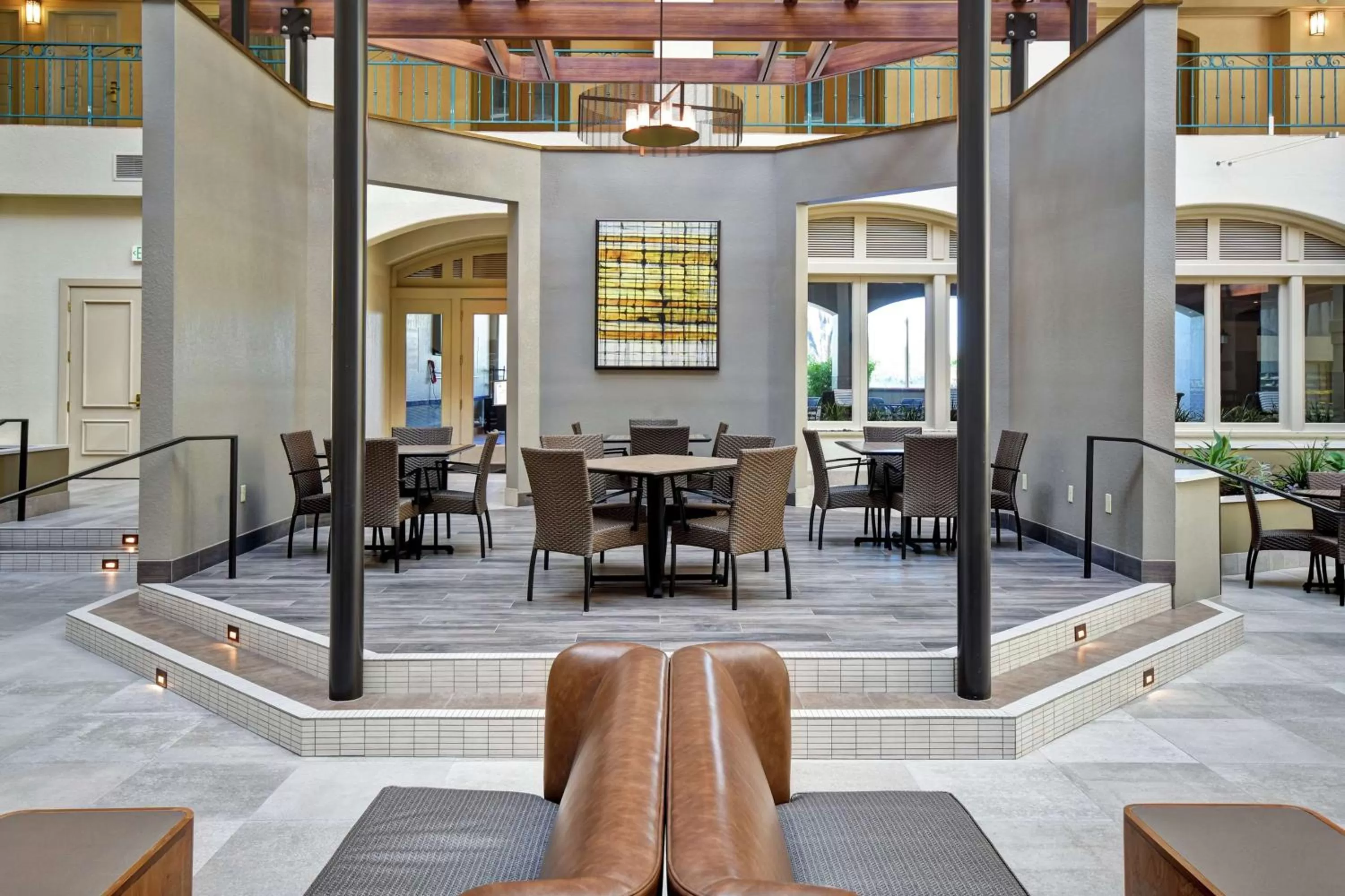 Lobby or reception in Embassy Suites by Hilton Milpitas Silicon Valley