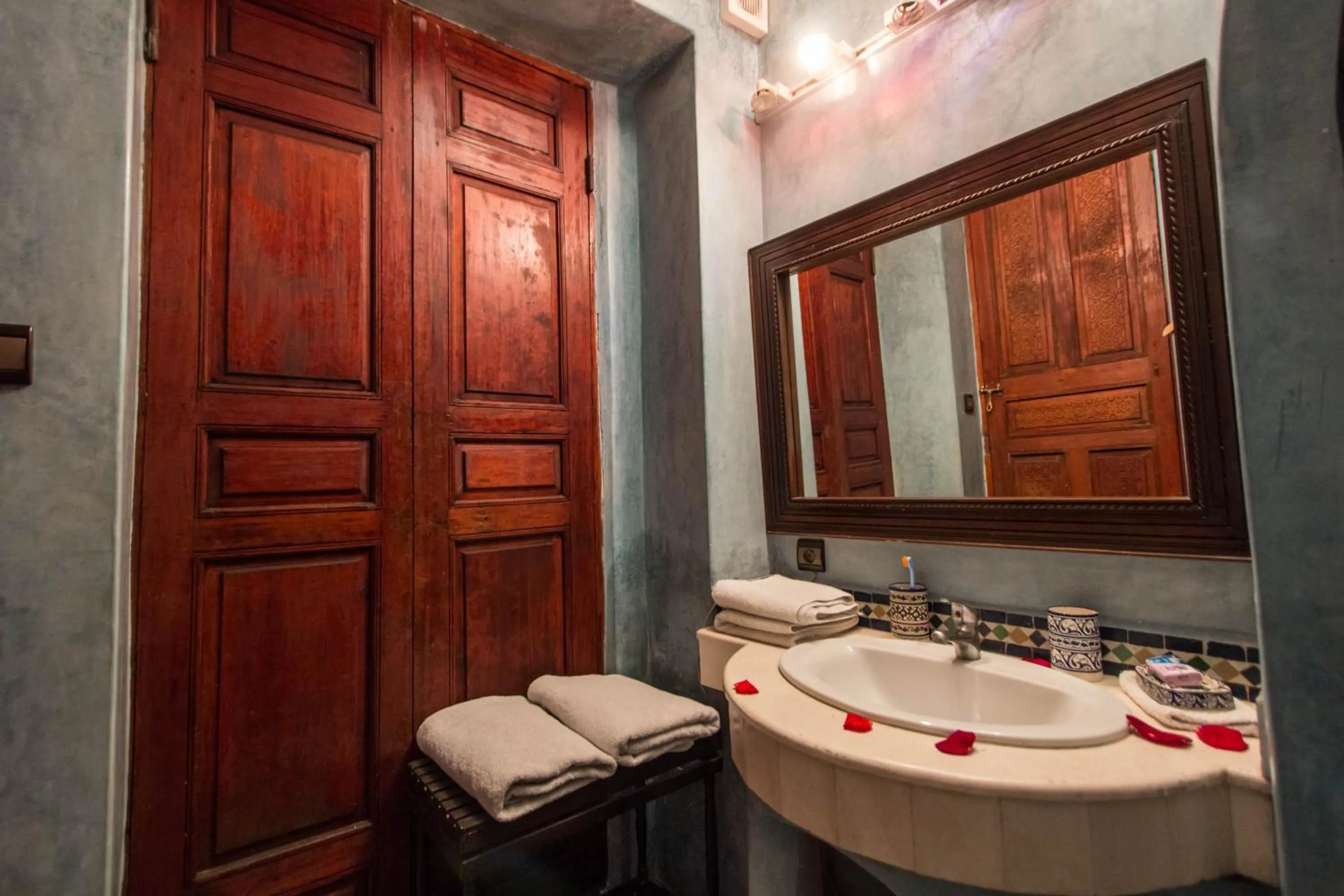 Shower in Riad - Dar Al Andalous