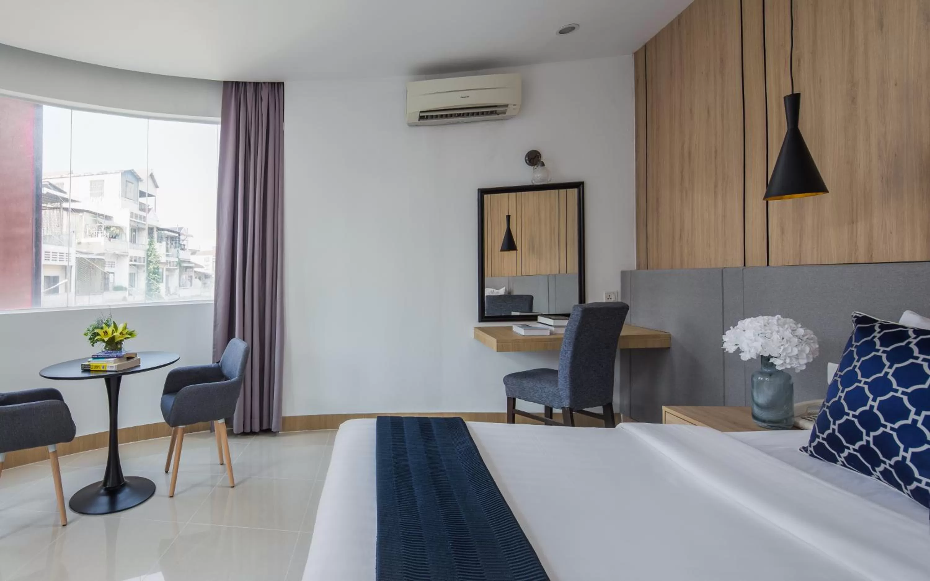 Photo of the whole room, Bed in Altos Hotel