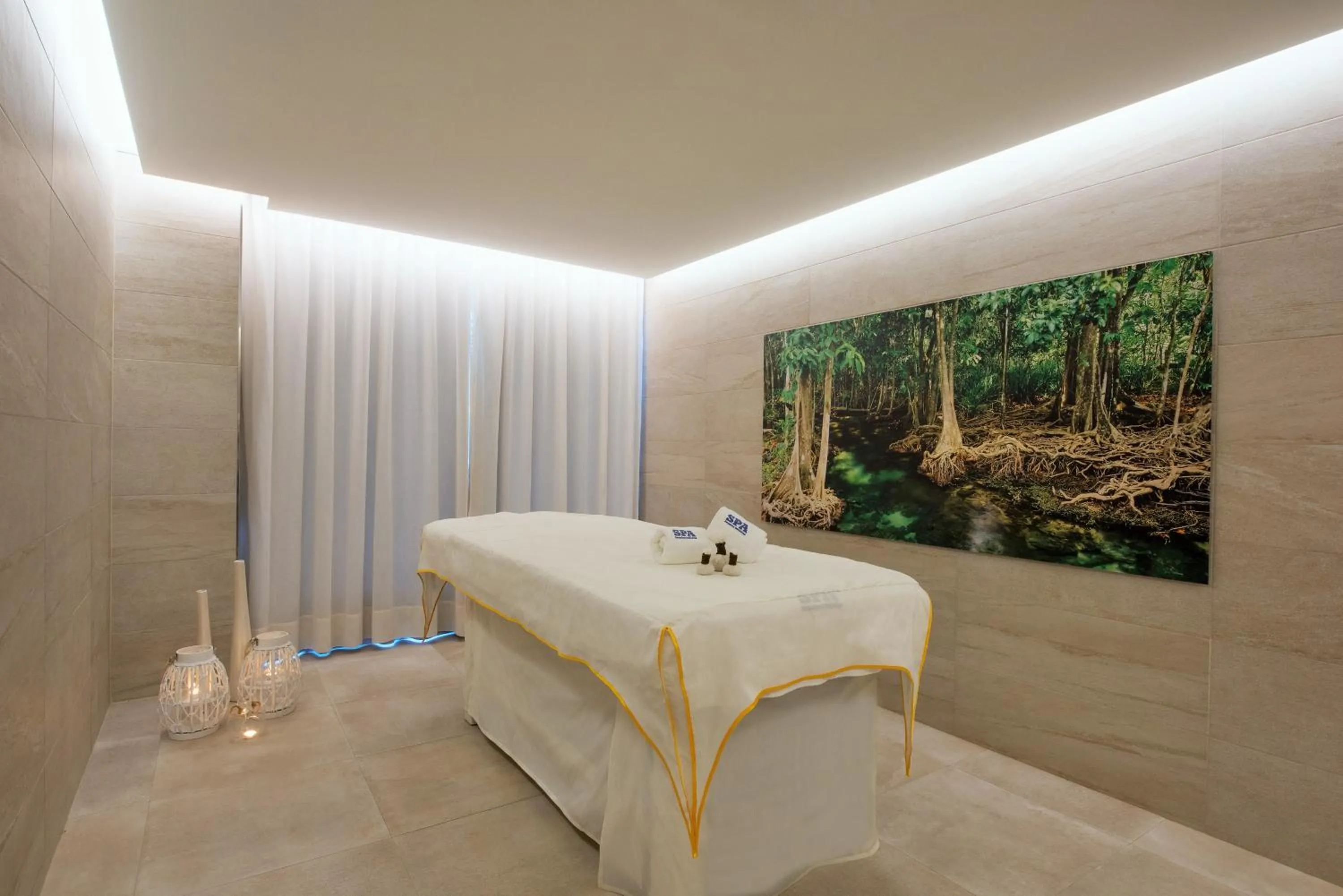 Massage in Iberostar Selection Santa Eulalia Adults-Only Ibiza