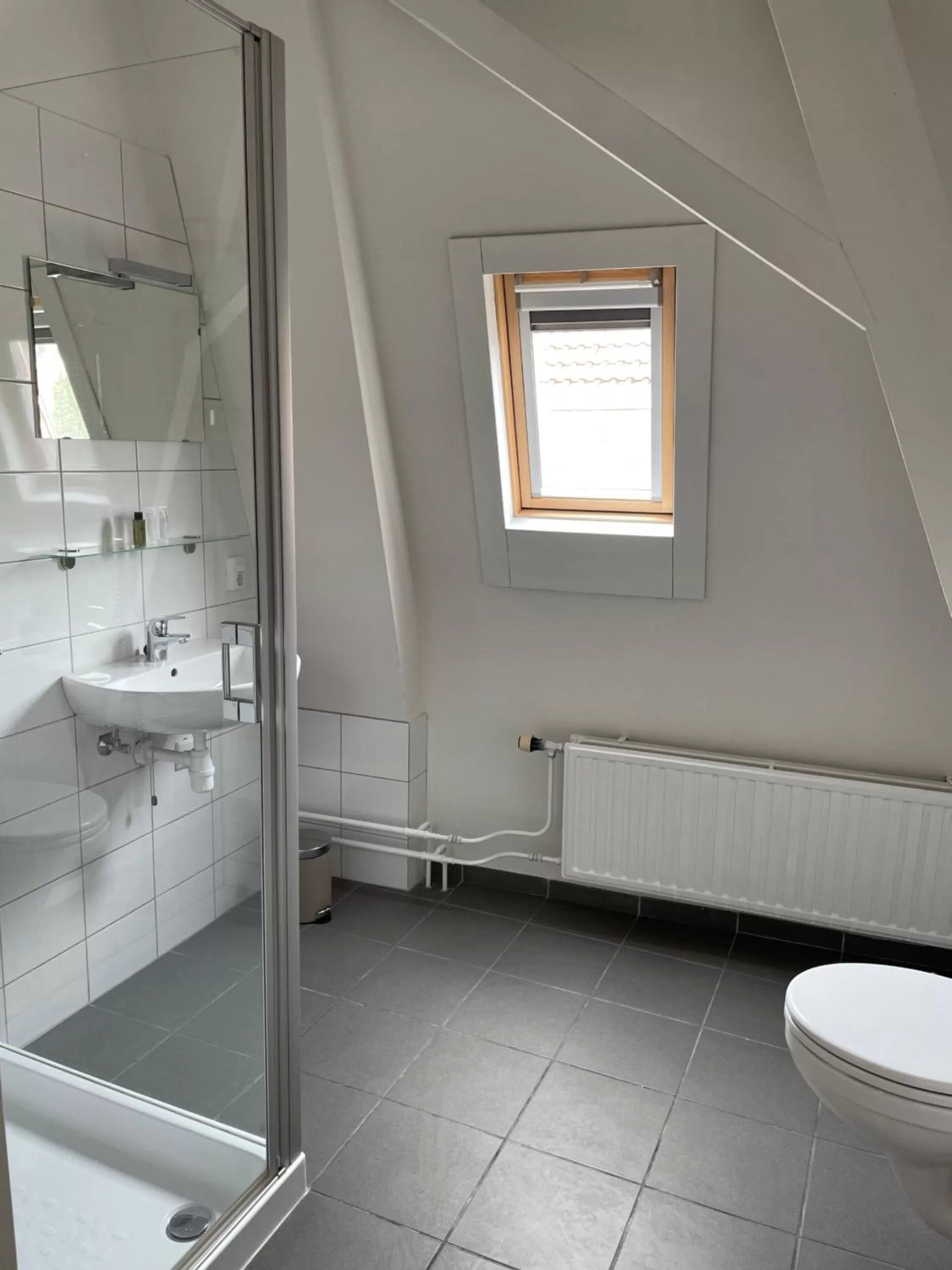 Bathroom in BnB Bruxelles - Studios & Apartments