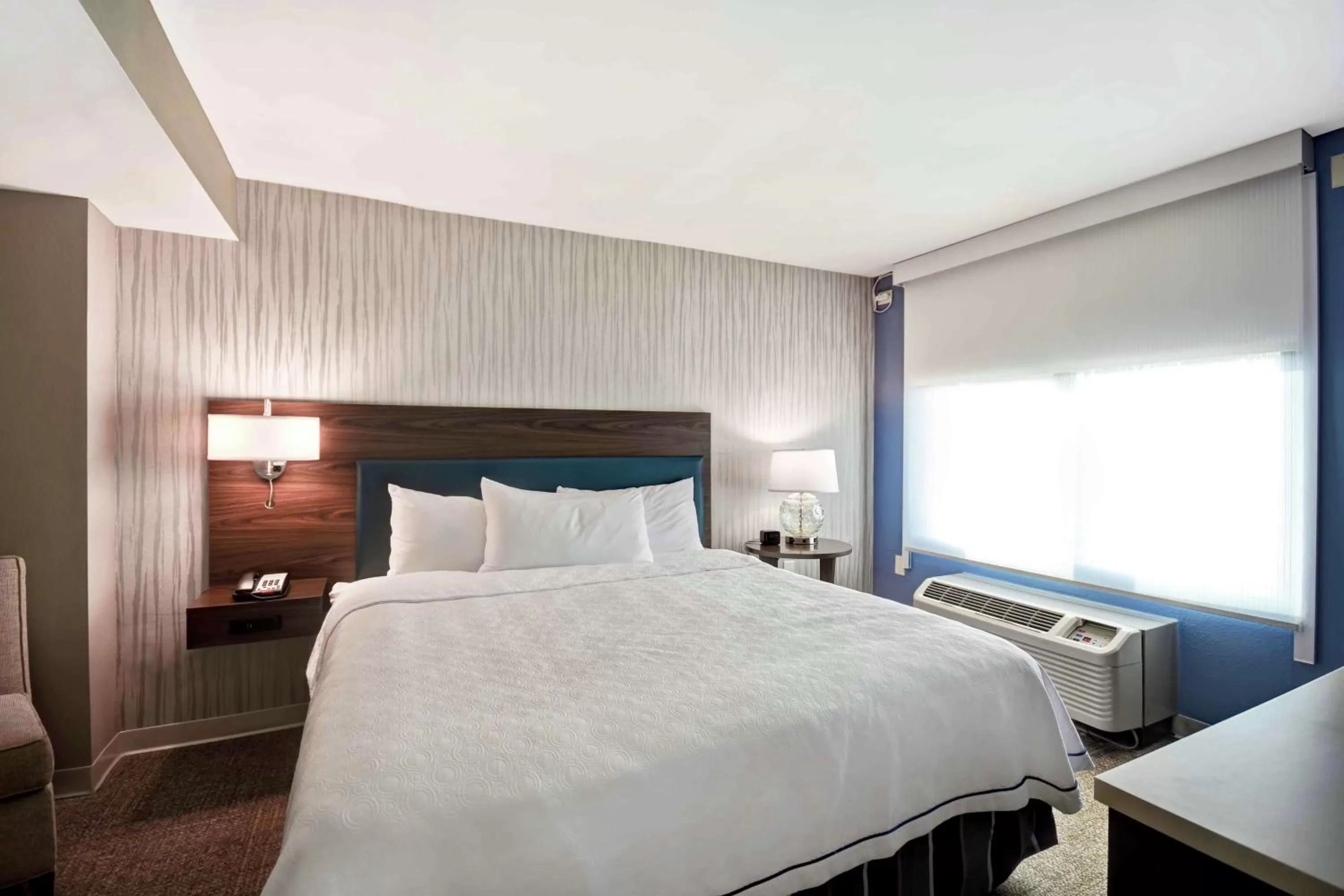 Bed in Home2 Suites by Hilton Atlanta Norcross