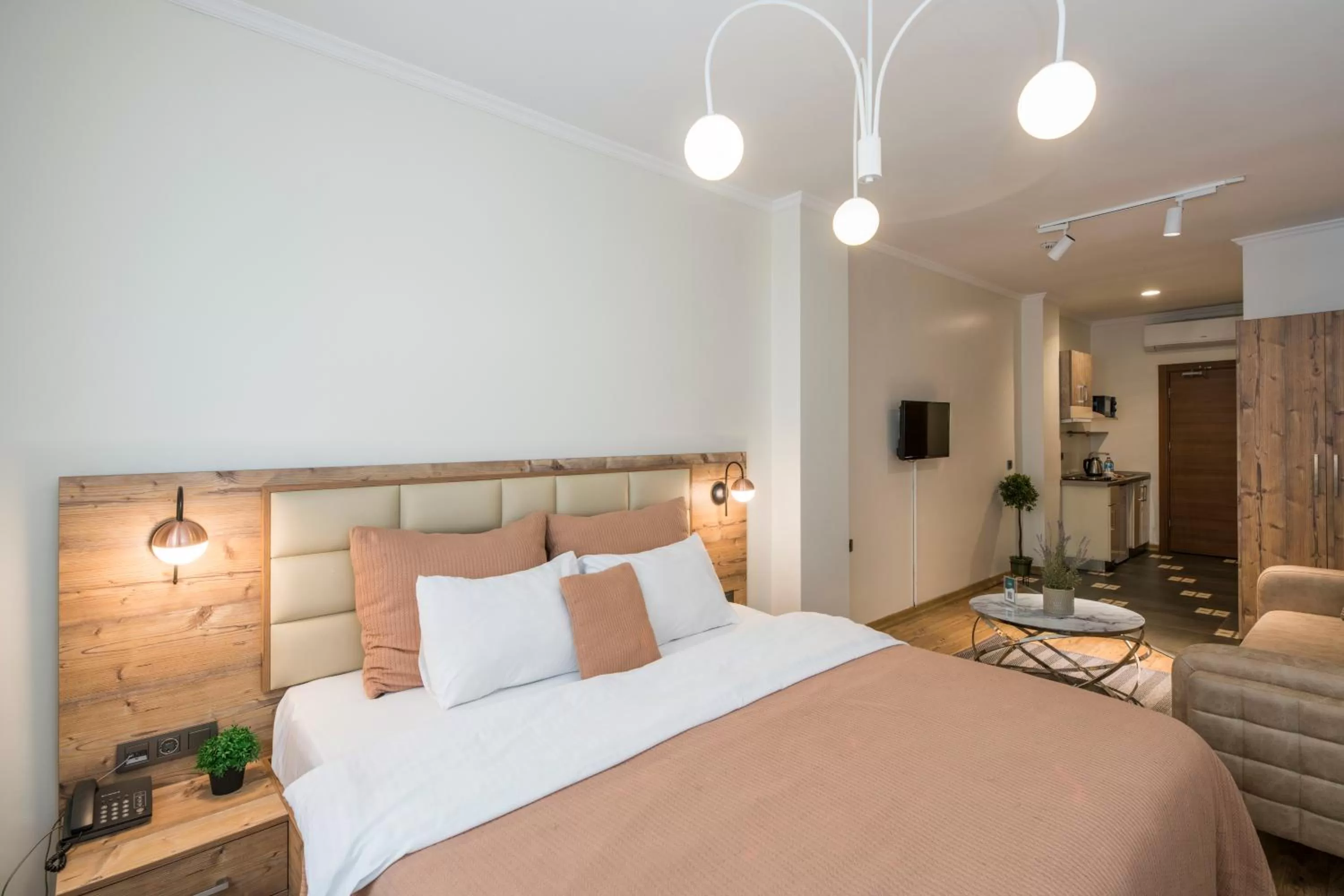 Bed in The Wilson Galata Hotel