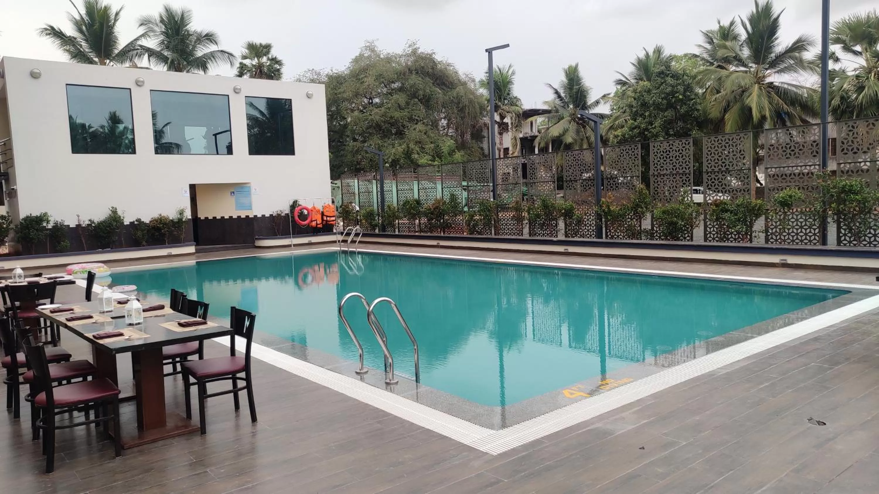 Swimming Pool in Manjeera Sarovar Premiere