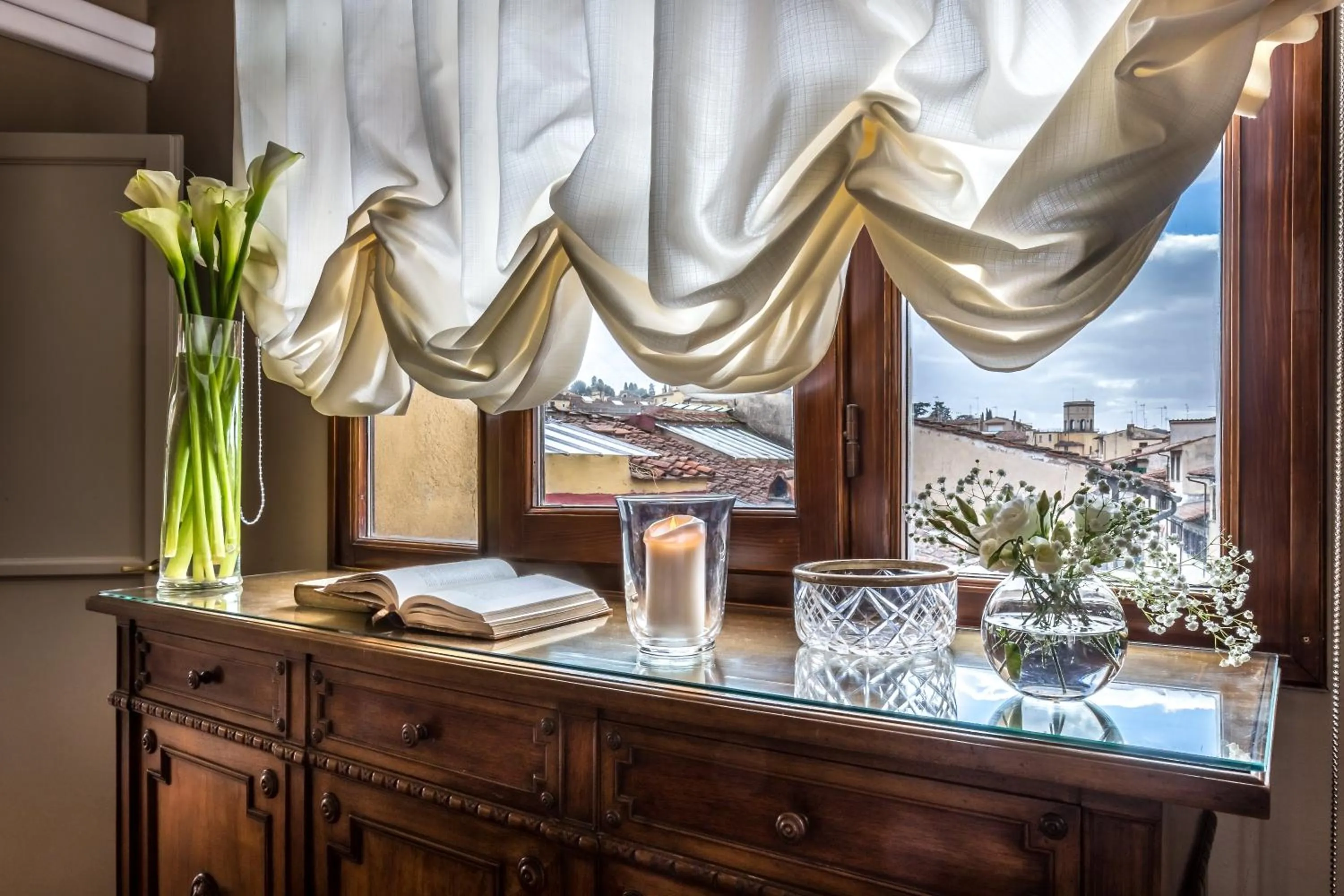 Decorative detail in Palazzo Ridolfi - Residenza d'Epoca