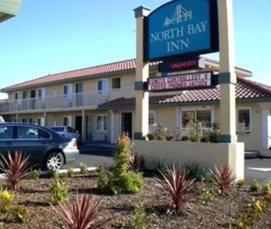Facade/entrance in North Bay Inn