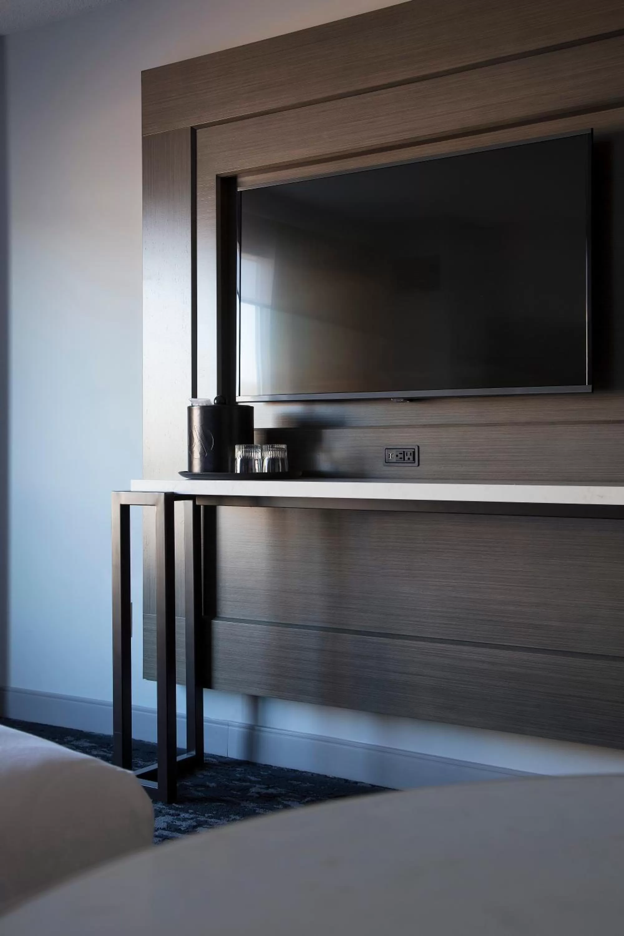 TV and multimedia in Franklin Marriott Cool Springs