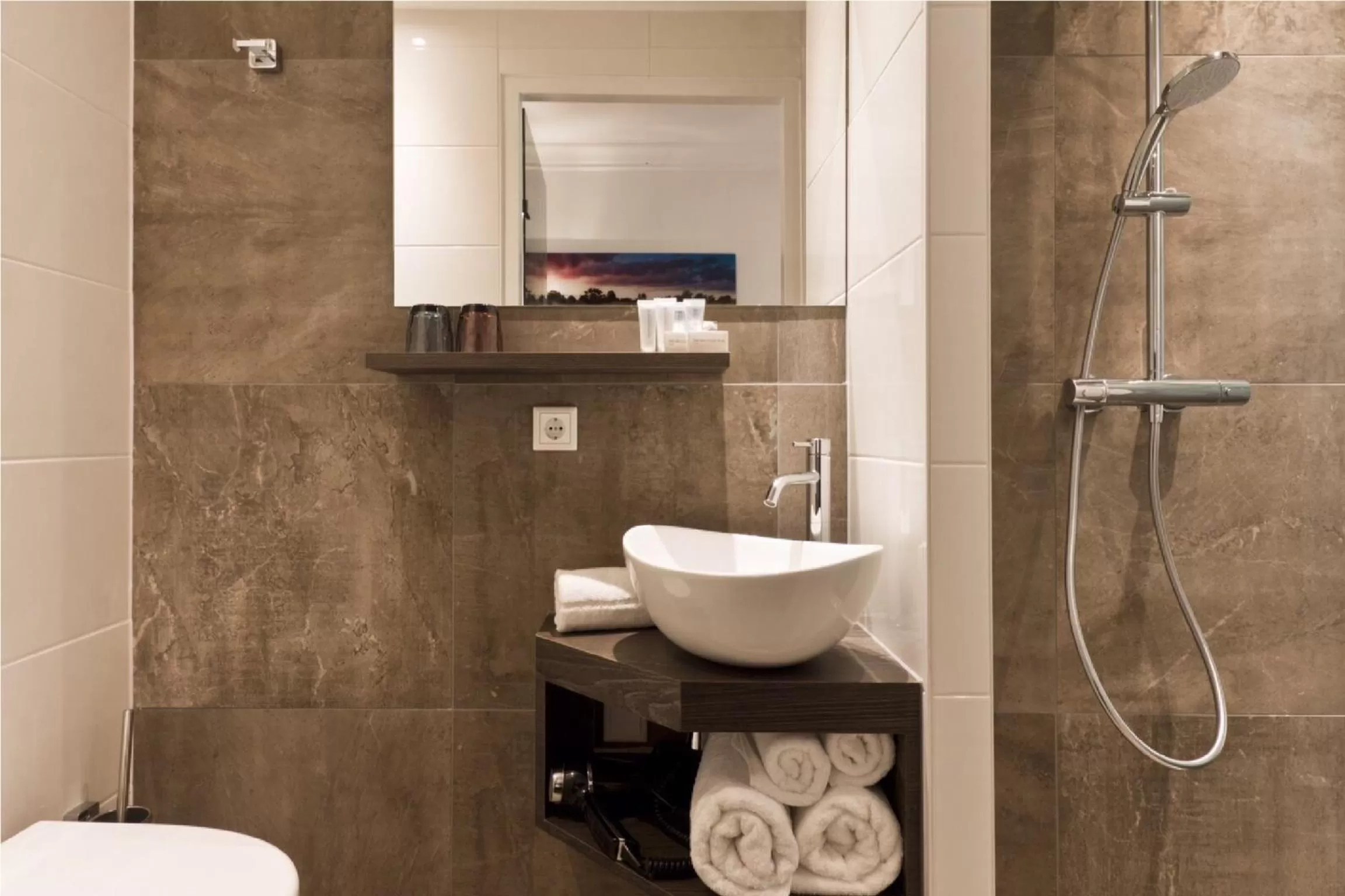 Shower in Hotel de Leijhof Oisterwijk