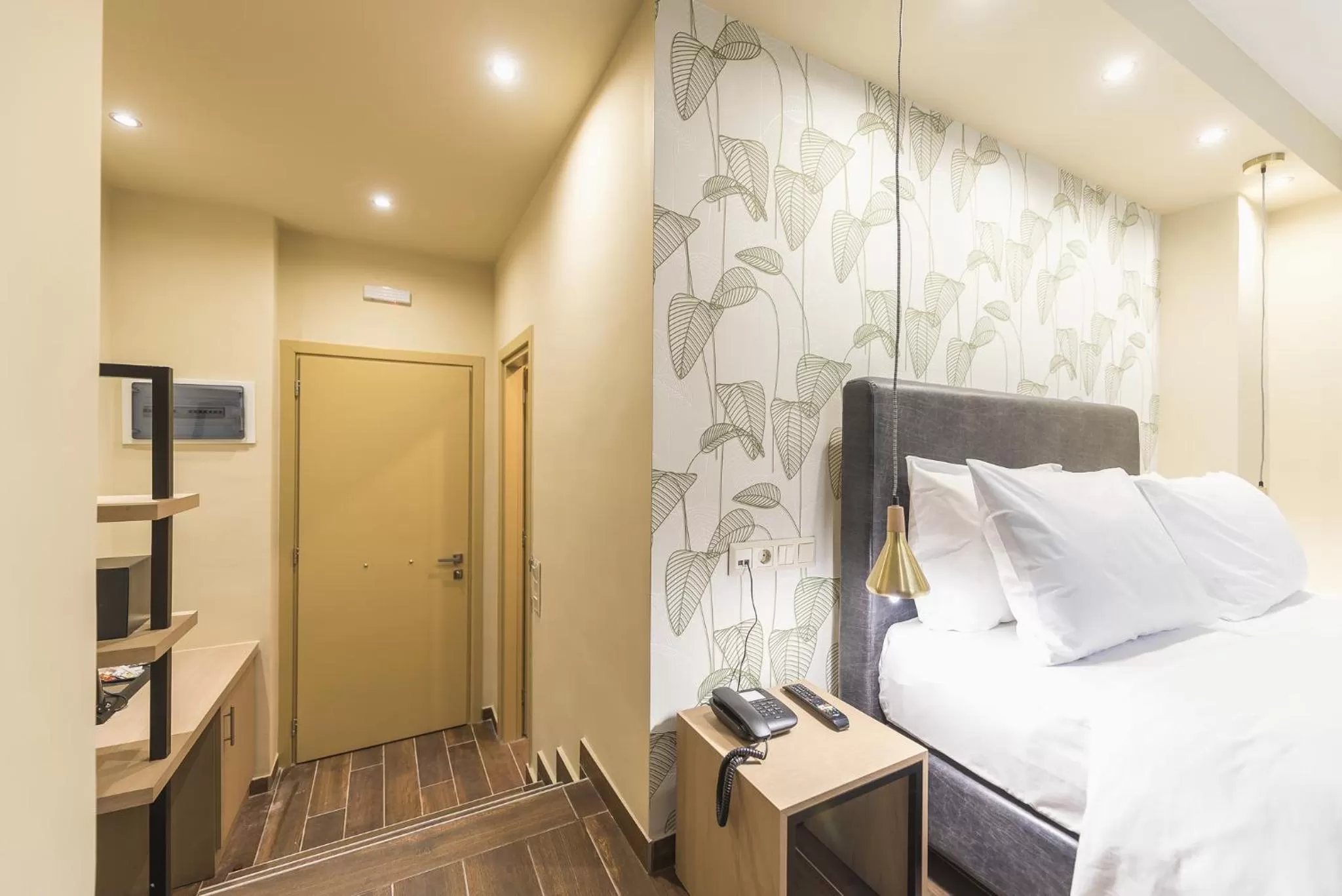 Photo of the whole room, Bed in Athens Lights