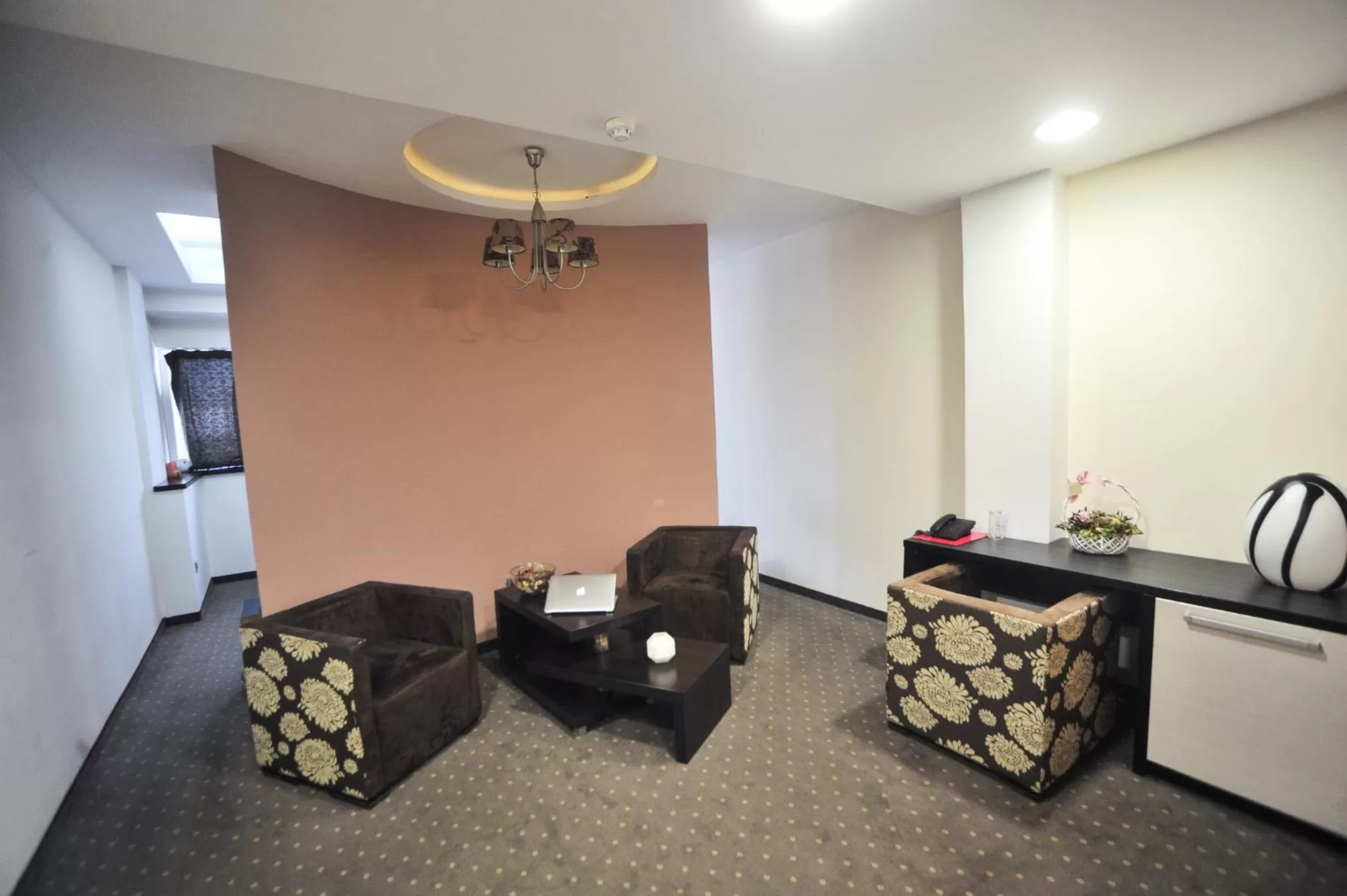 Seating Area in B&B Rose