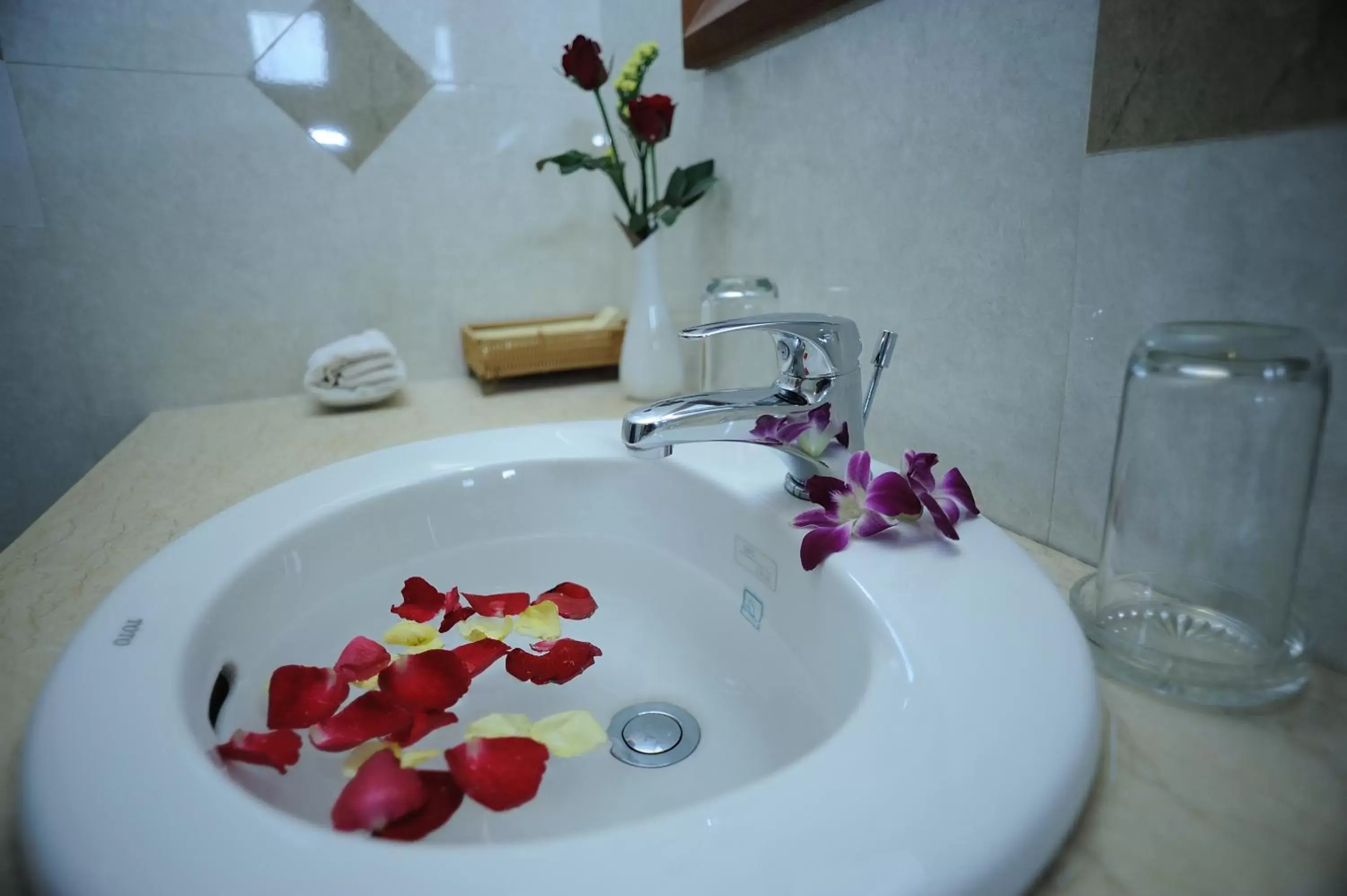 Superior Double Room in Hoang Yen Hotel Superior Double Room in Hoang Yen Hotel