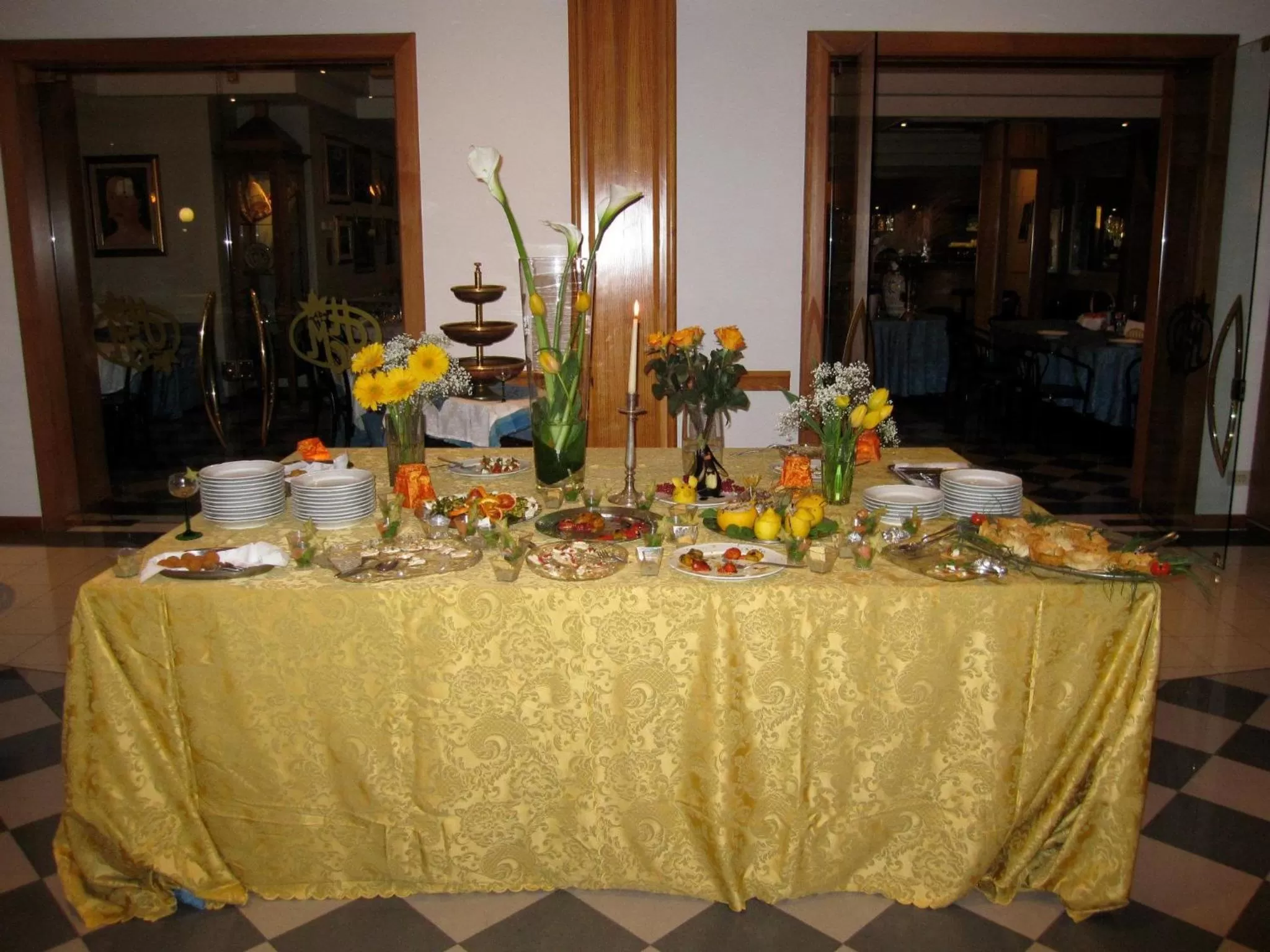 Food and drinks in Platani Hotel