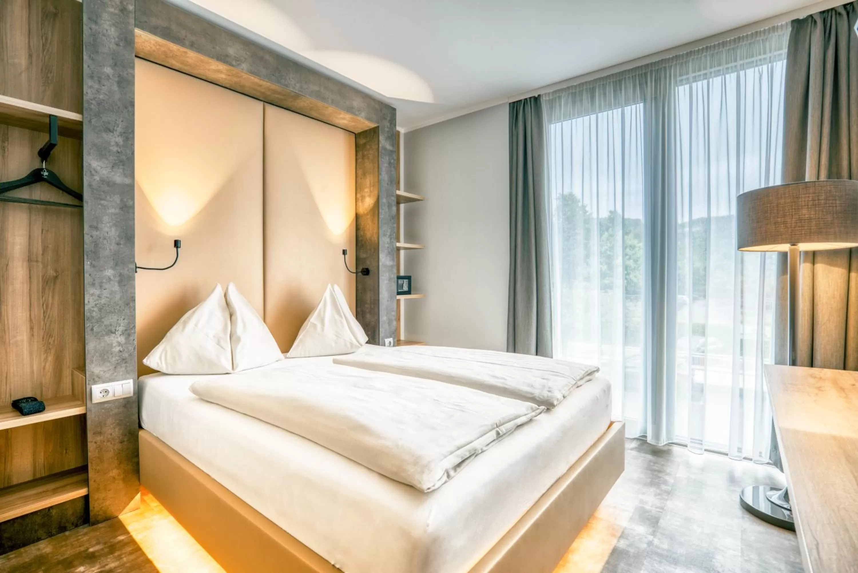 Bedroom, Bed in Rocket Rooms Velden