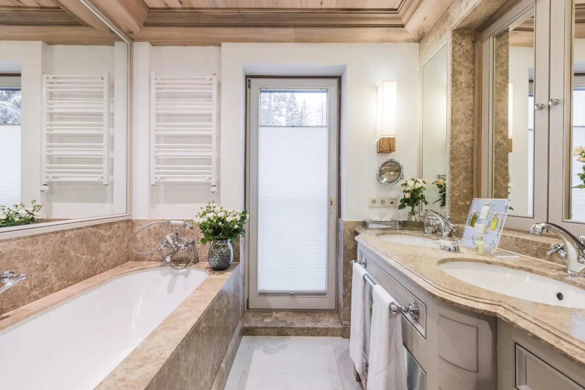 Alpine Double Room - single occupancy in Astoria Resort Alpine Double Room - single occupancy in Astoria Resort