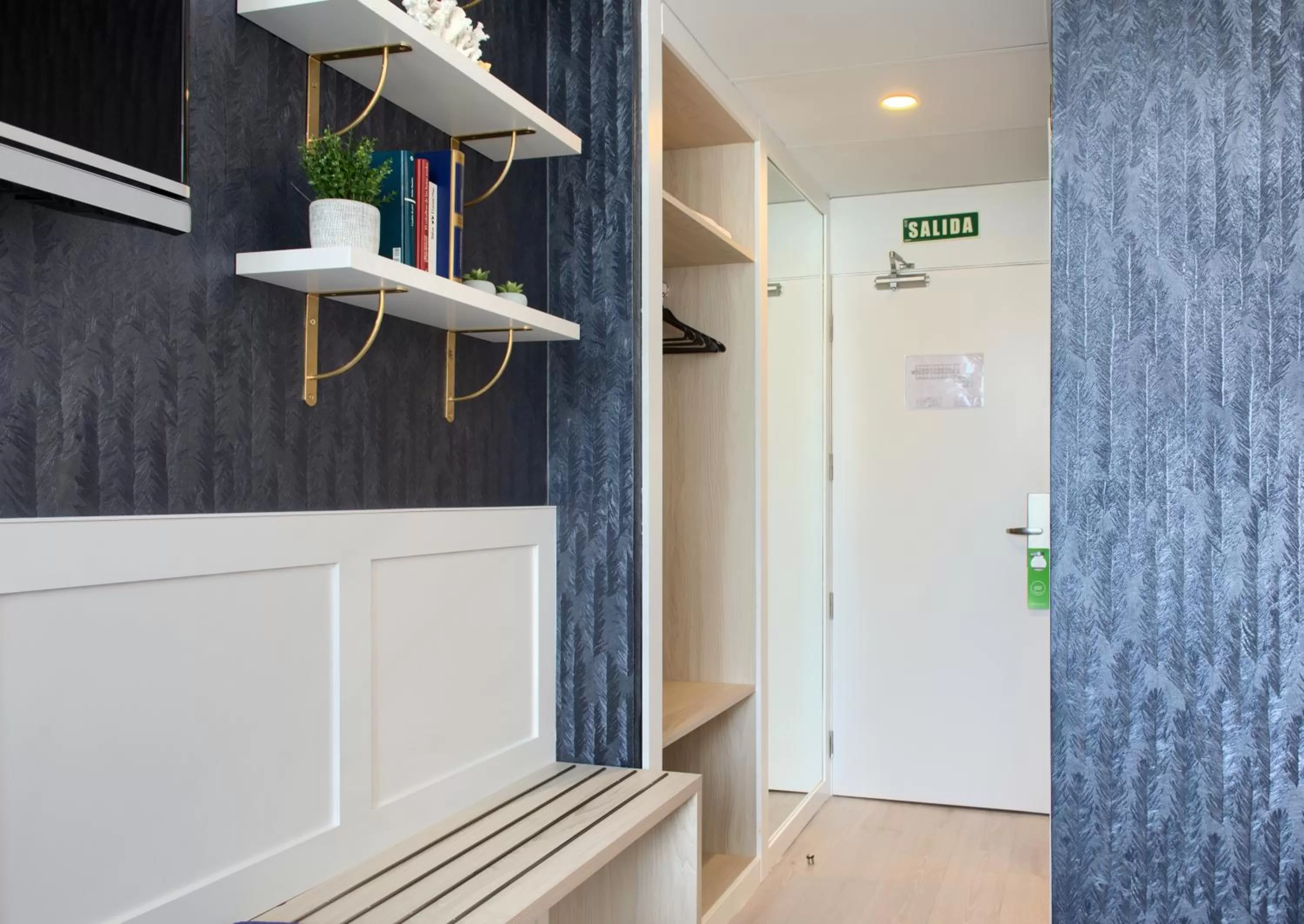 Decorative detail in Hotel Luze El Villa