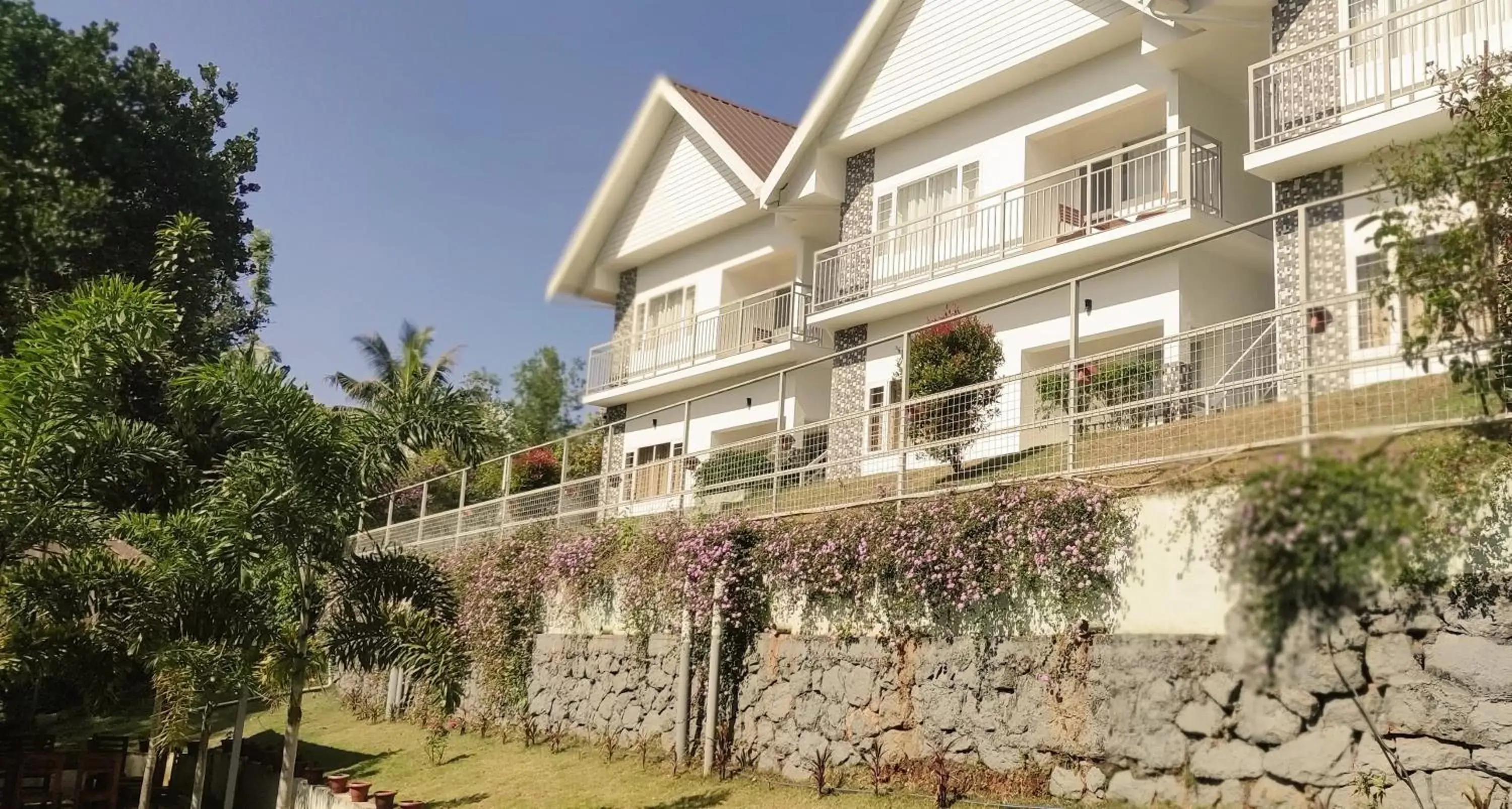 Property Building in Munnar Ice Queen Resorts Property Building in Munnar Ice Queen Resorts