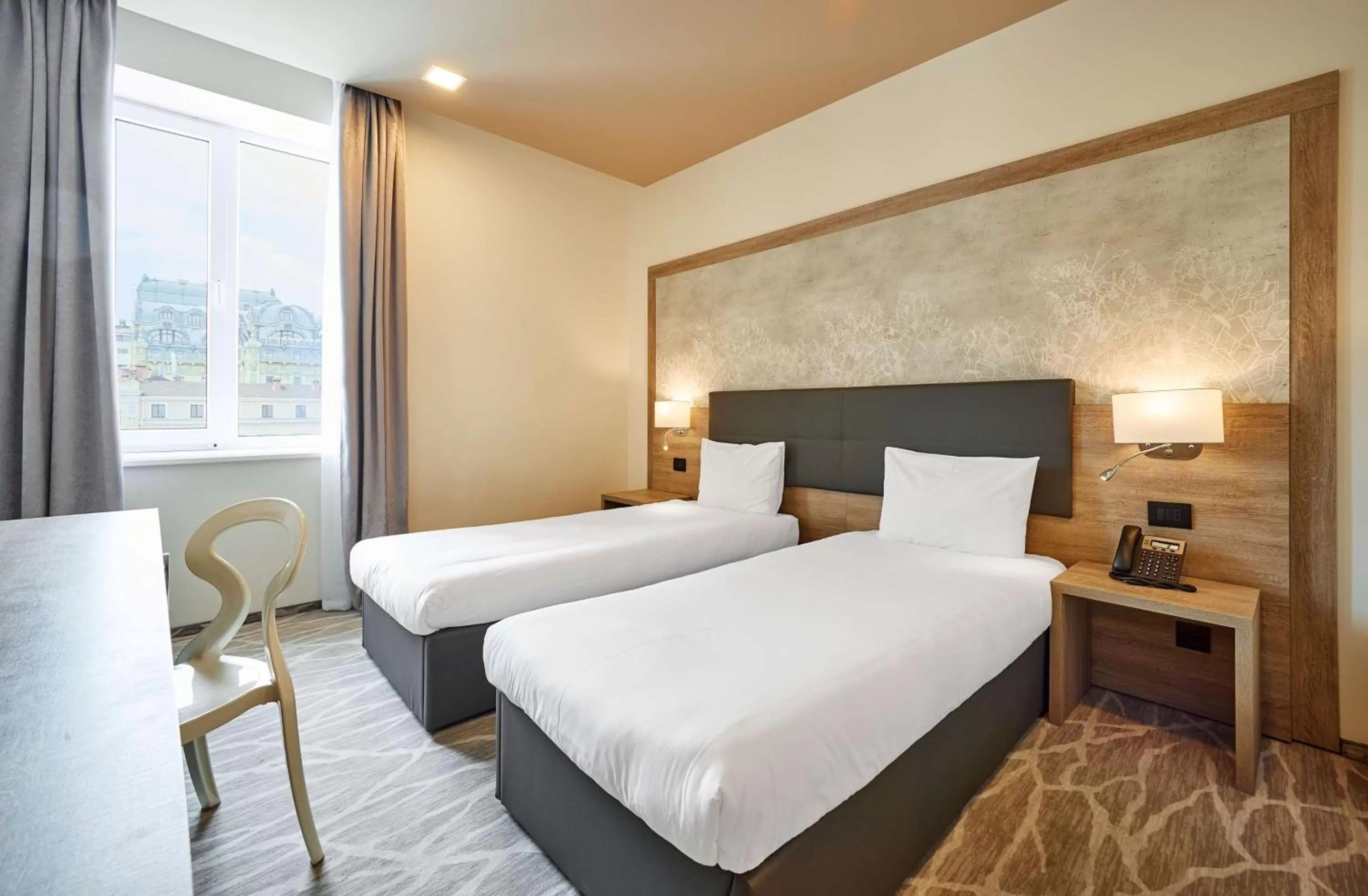 Bedroom, Bed in Radisson Hotel City Centre Odesa