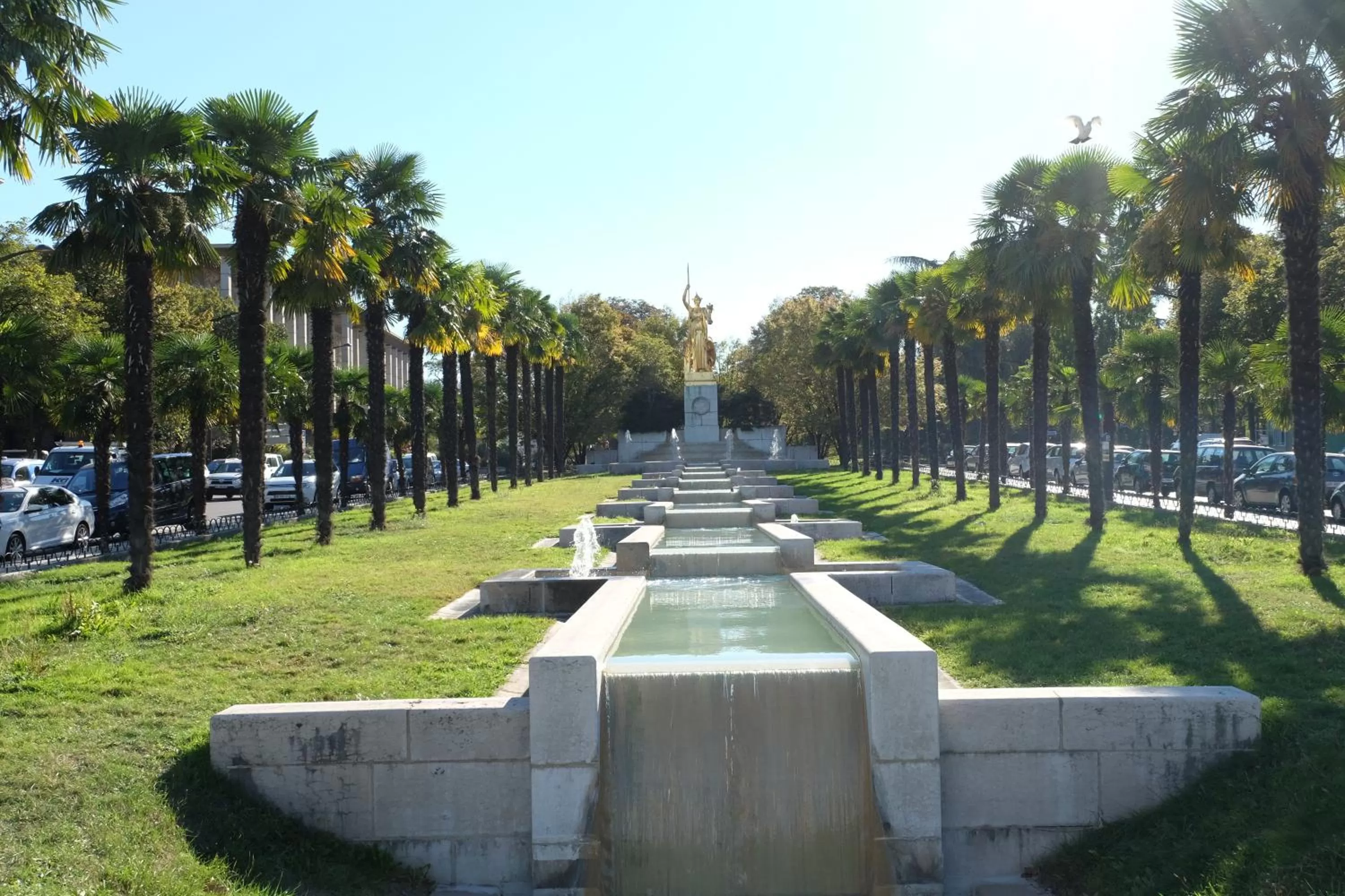 Hiking in ibis Daumesnil Porte Doree