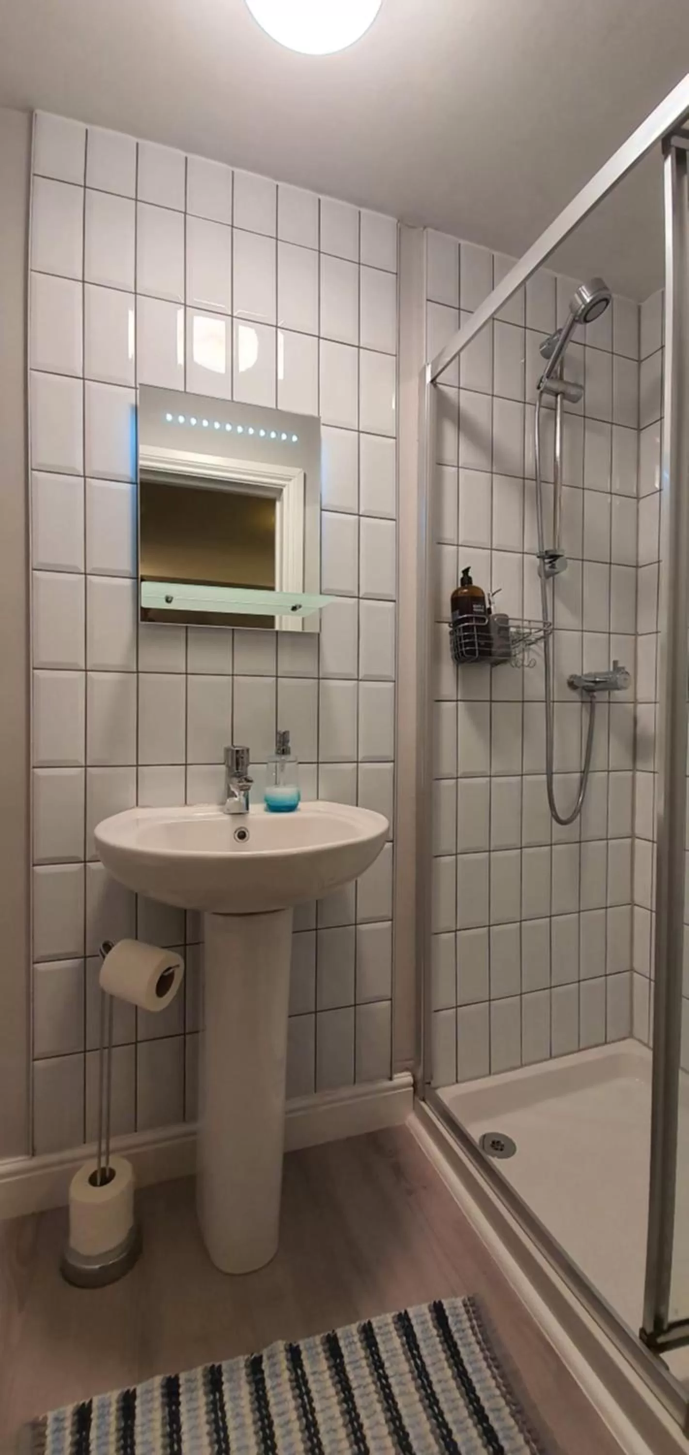 Bathroom in Rocky Cove Bed and Breakfast