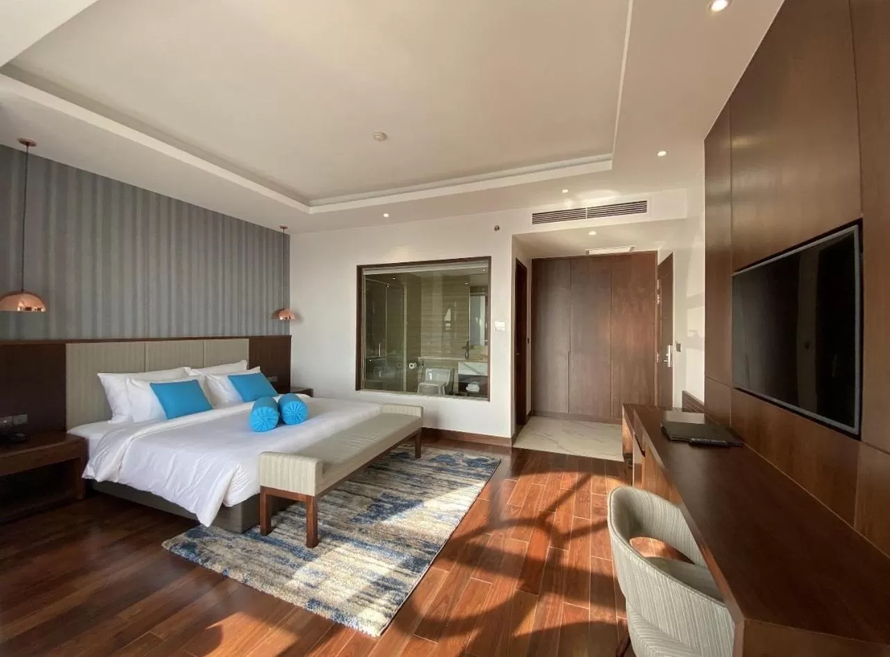 Bed in D'Lecia Ha Long Hotel