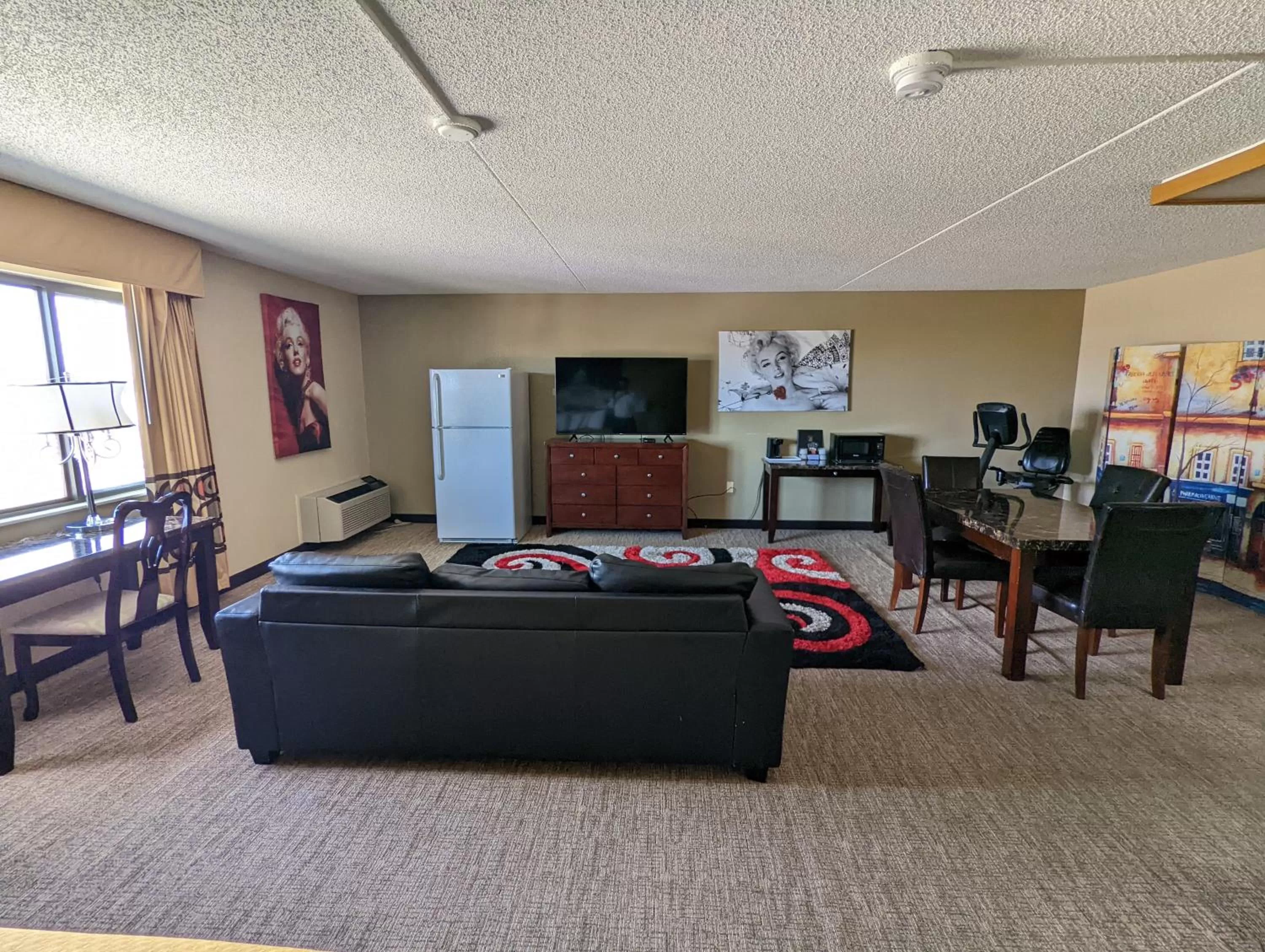 Super 8 by Wyndham Wichita North