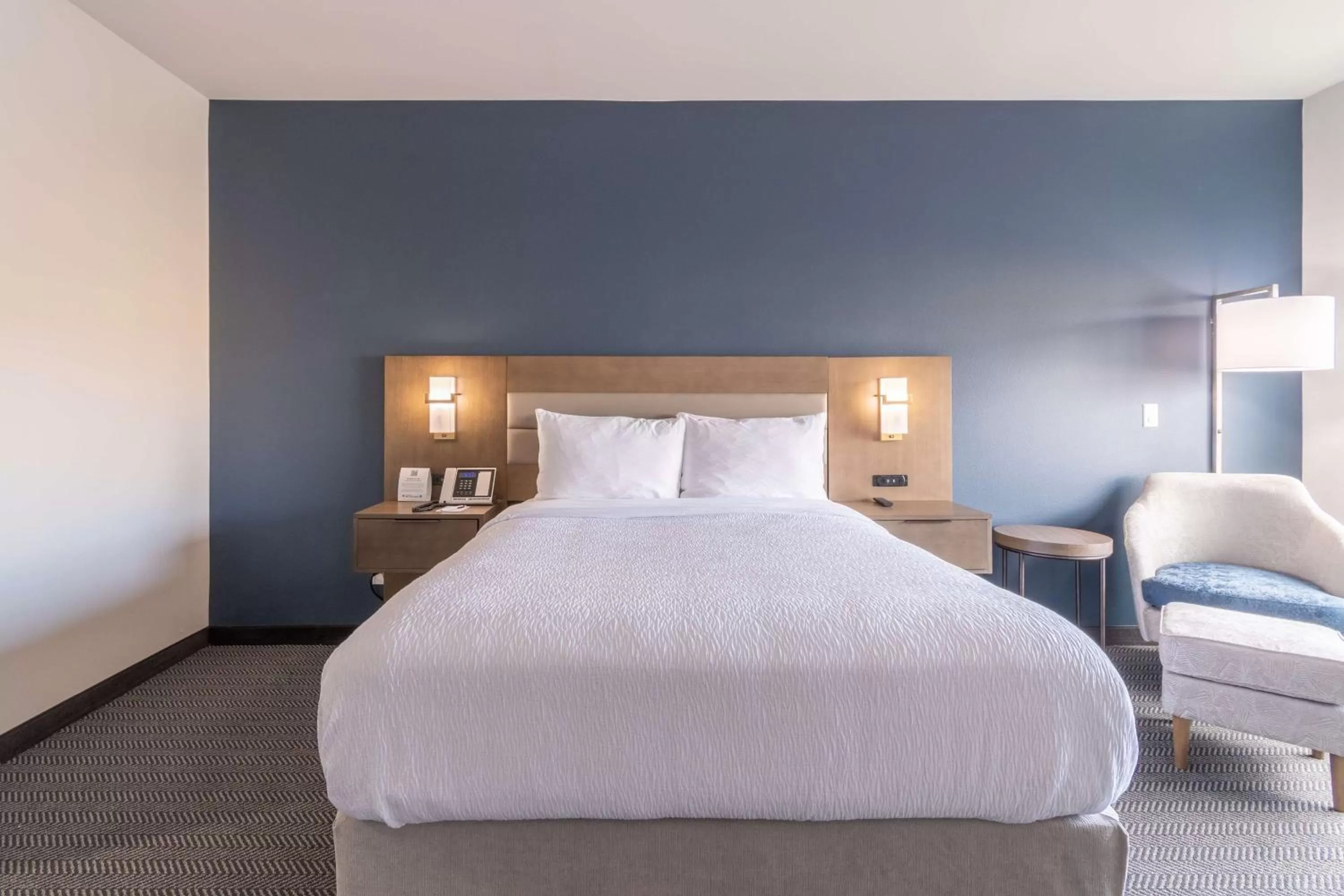 Bedroom, Bed in Best Western Plus Tacoma Hotel