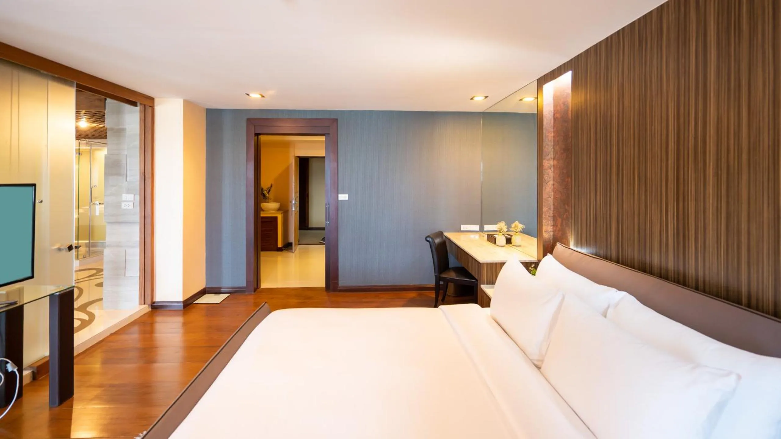 Bed in Khum Phucome Hotel -SHA Extra Plus