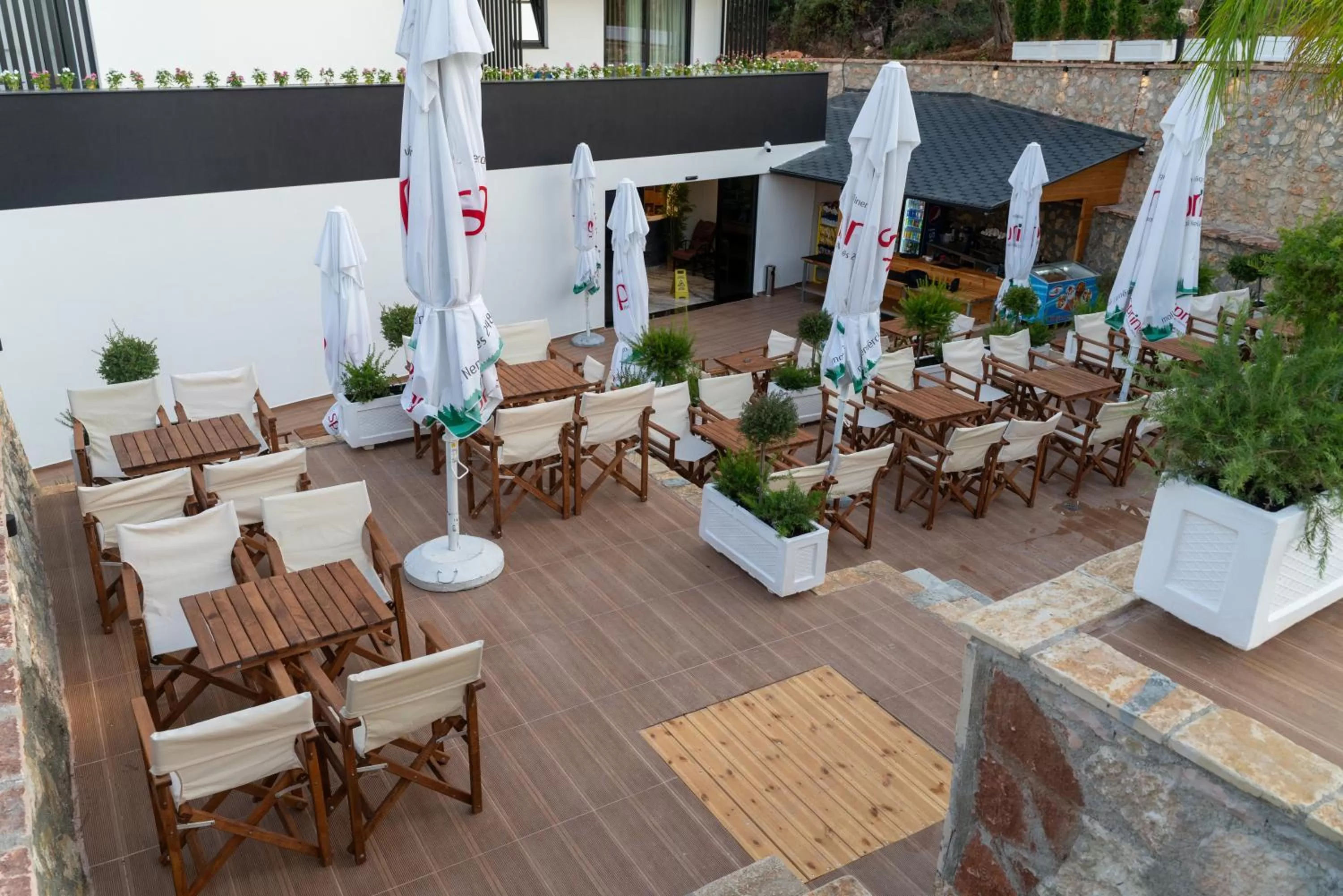 Property building, Restaurant/Places to Eat in Hotel Memaj