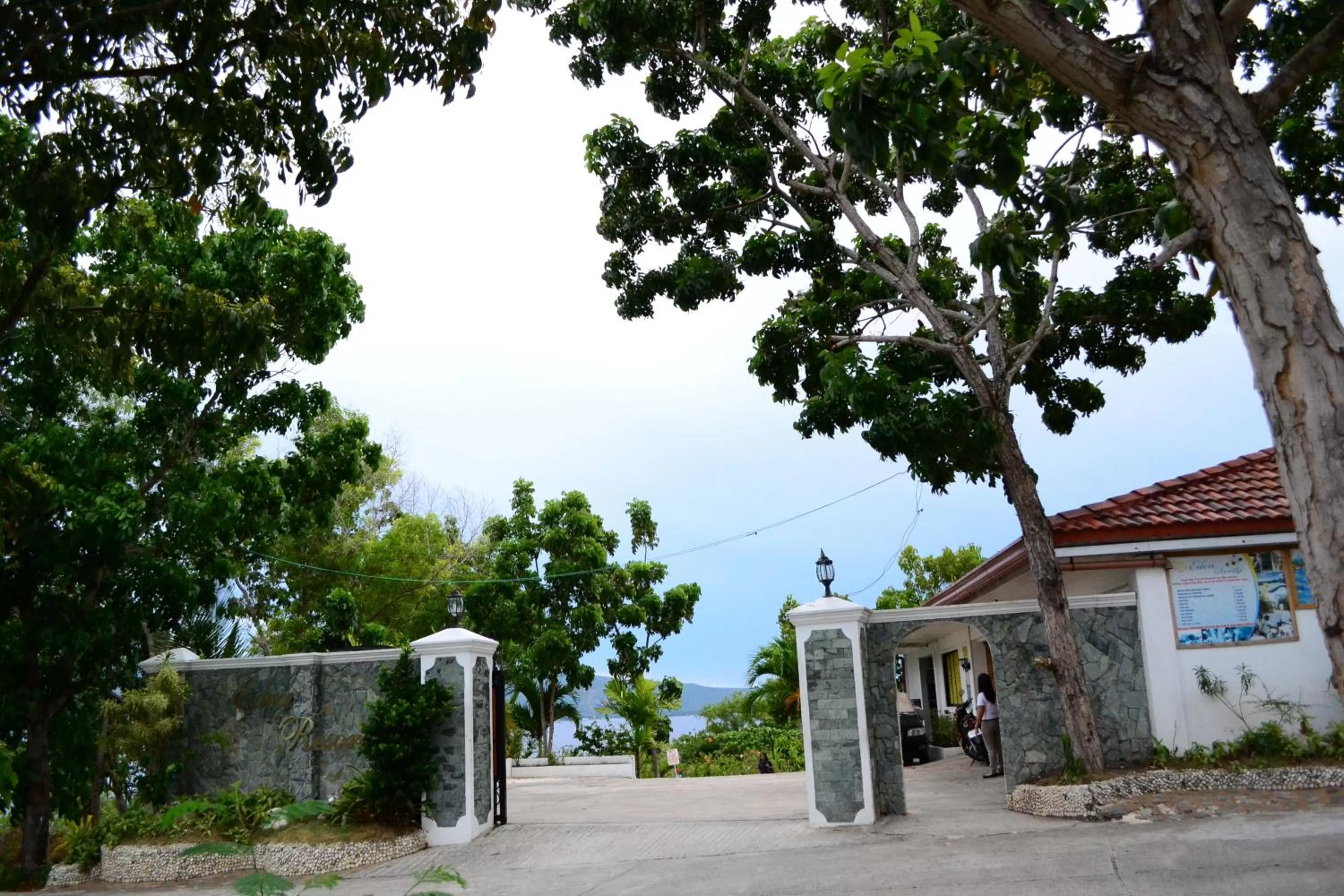 Facade/entrance in Eden Resort