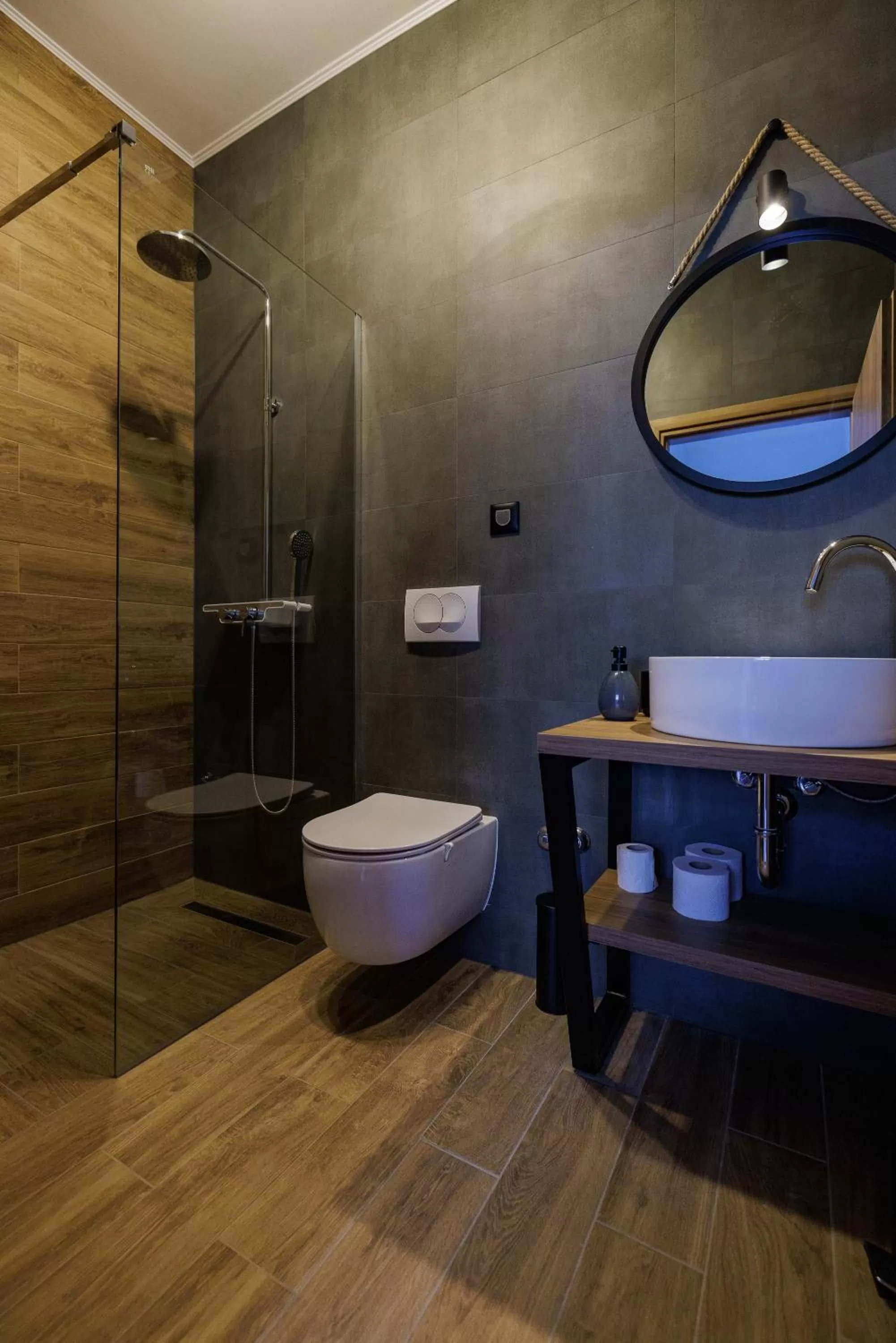 Bathroom in Rooms Lišnić