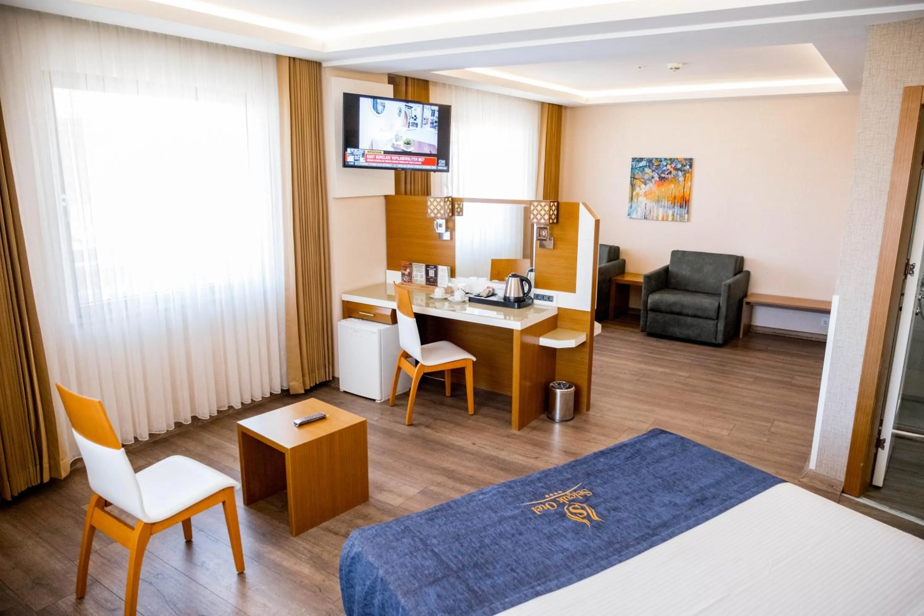 Photo of the whole room, Bed in Selçuk Hotel