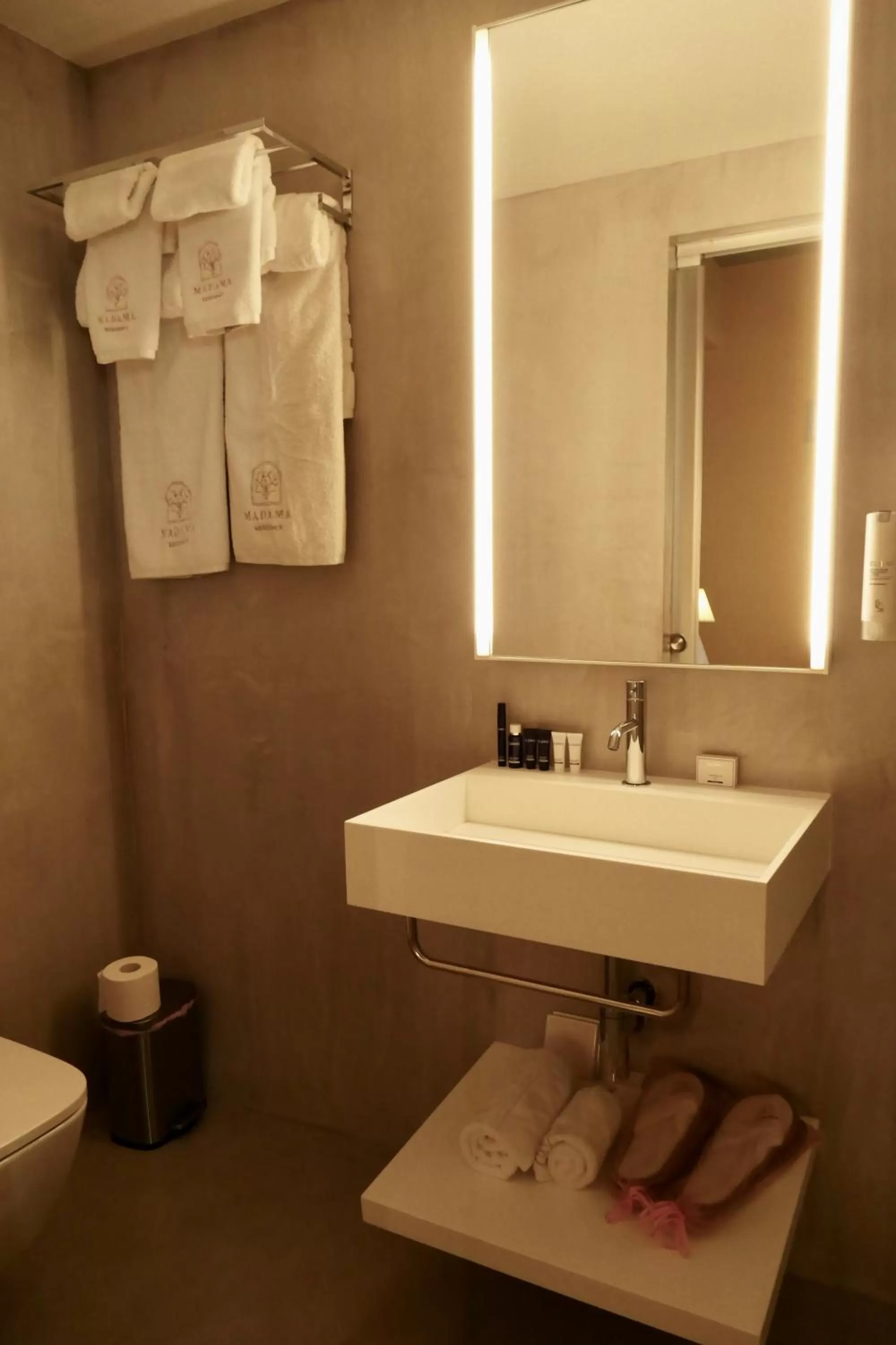 Bathroom in Madama Residence