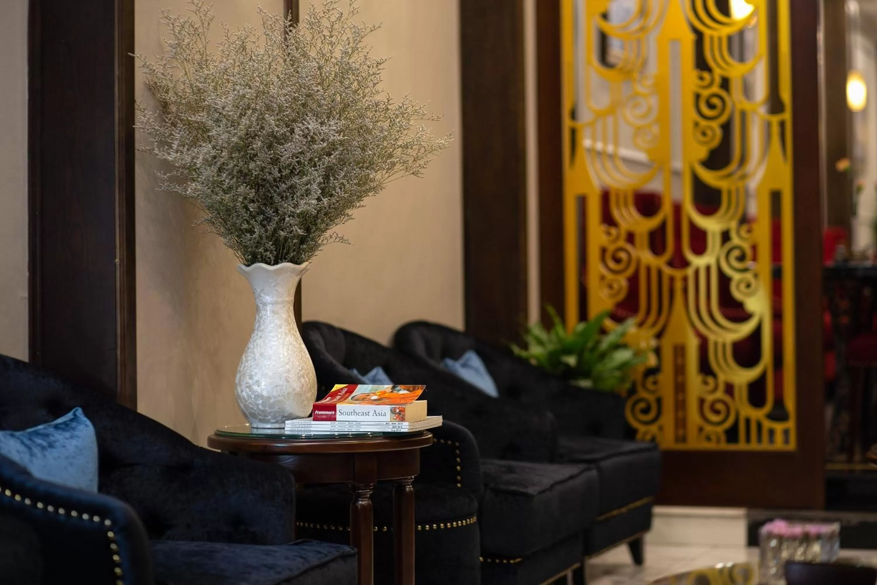 Seating area in Flora Centre Hotel & Spa