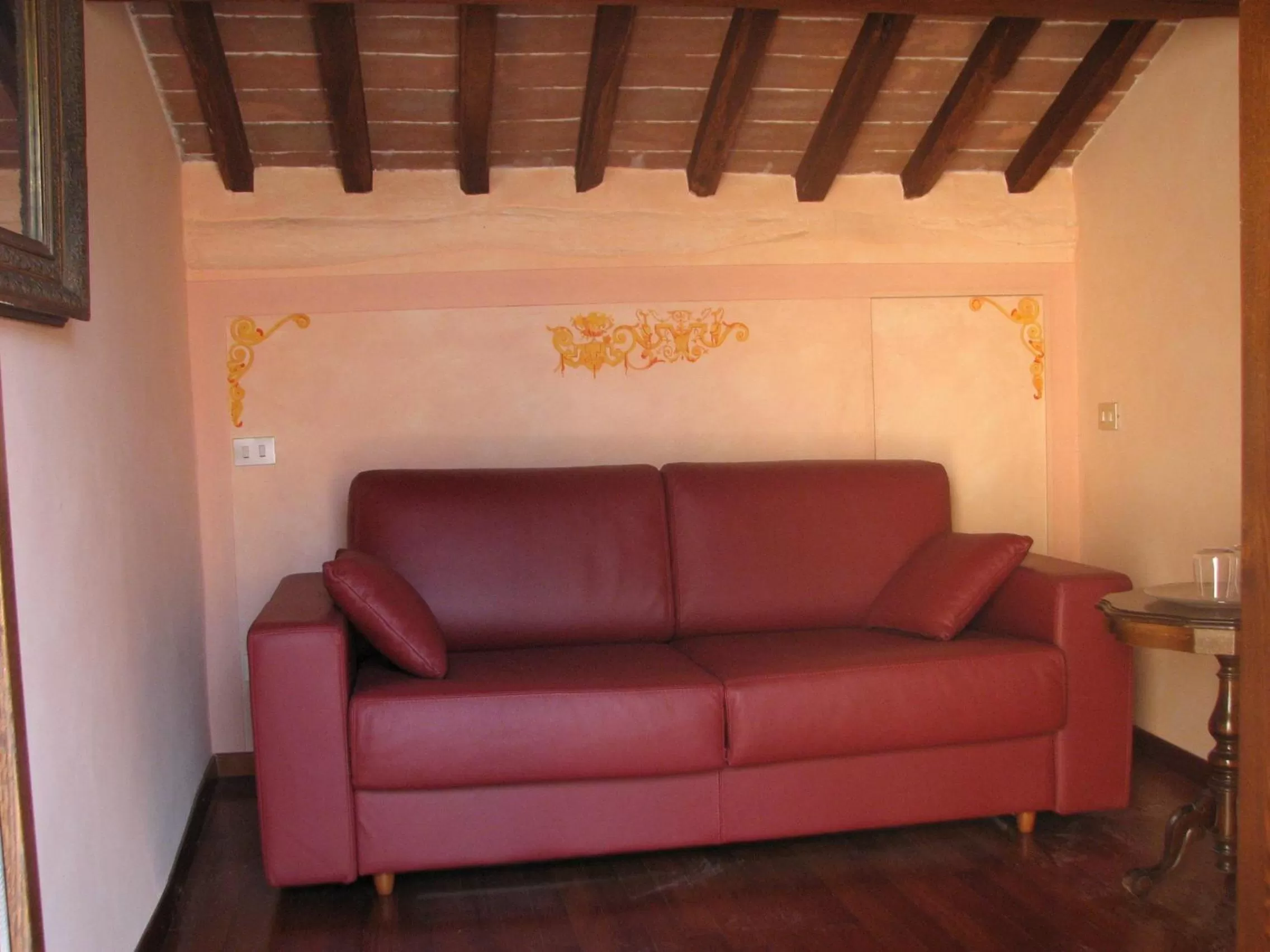 Decorative detail, Seating Area in Locanda Guidi