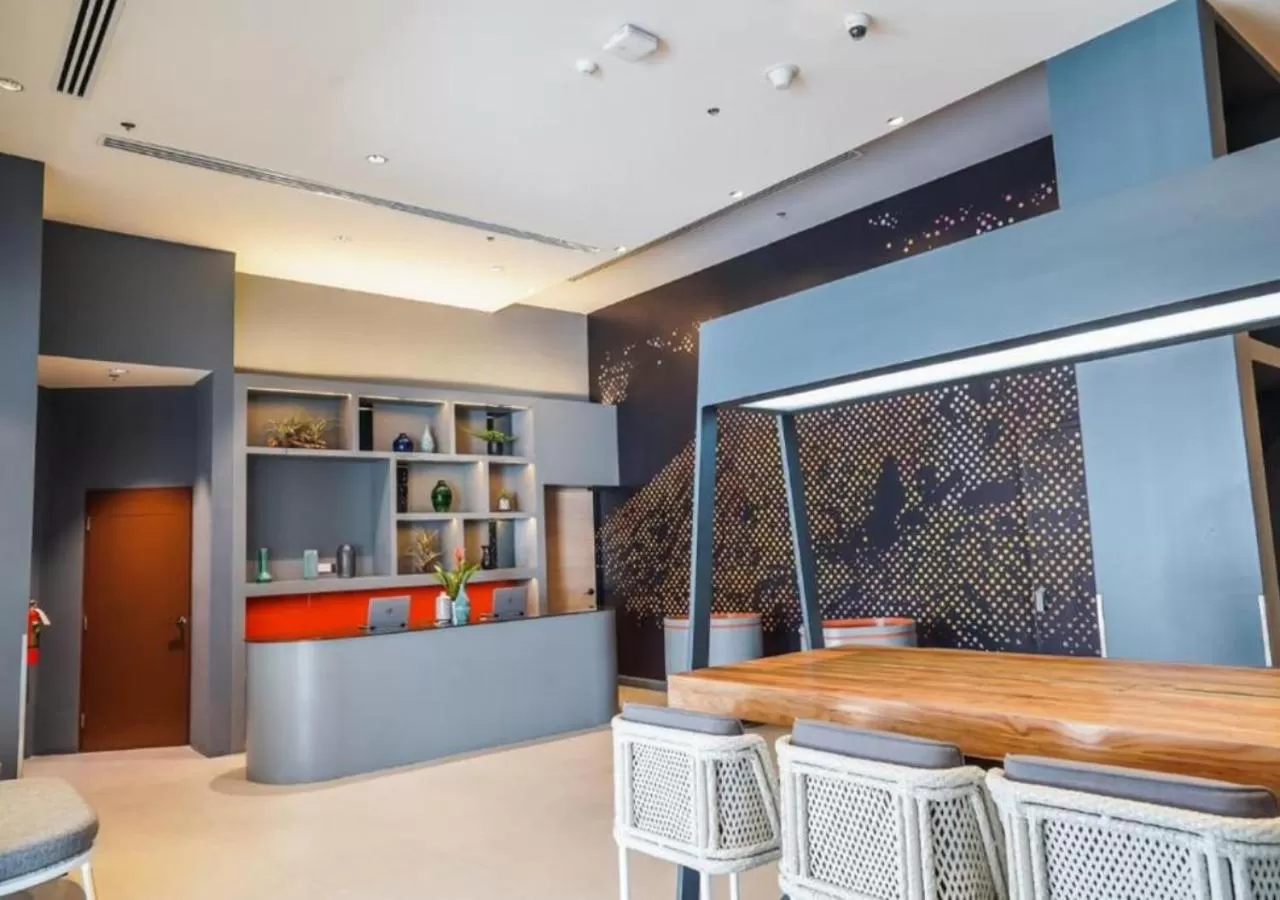 Restaurant/places to eat in Go Hotels Plus Naga