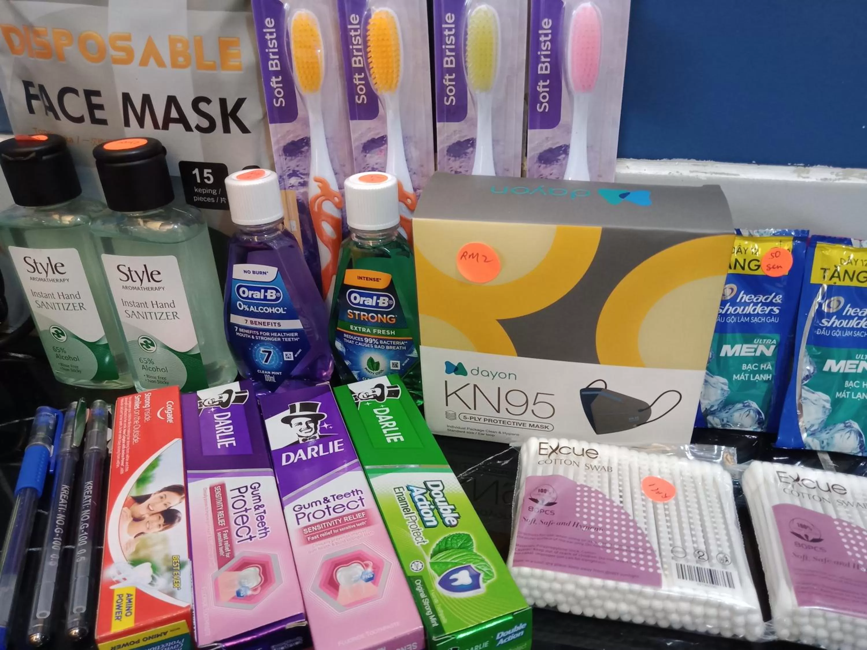 Shower in Thian Siong Inn