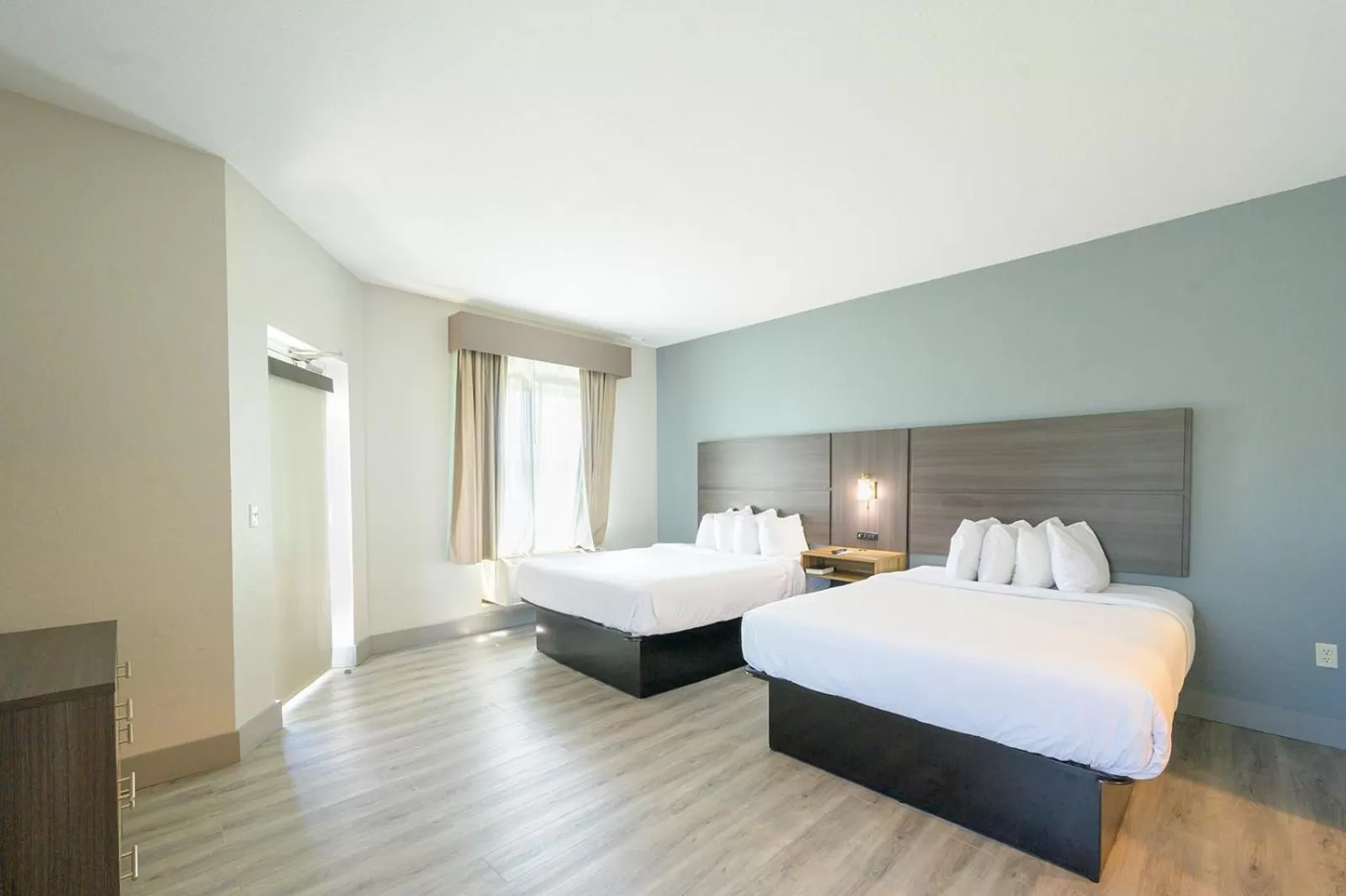 Bed in Hawthorn Extended Stay by Wyndham Panama City Beach