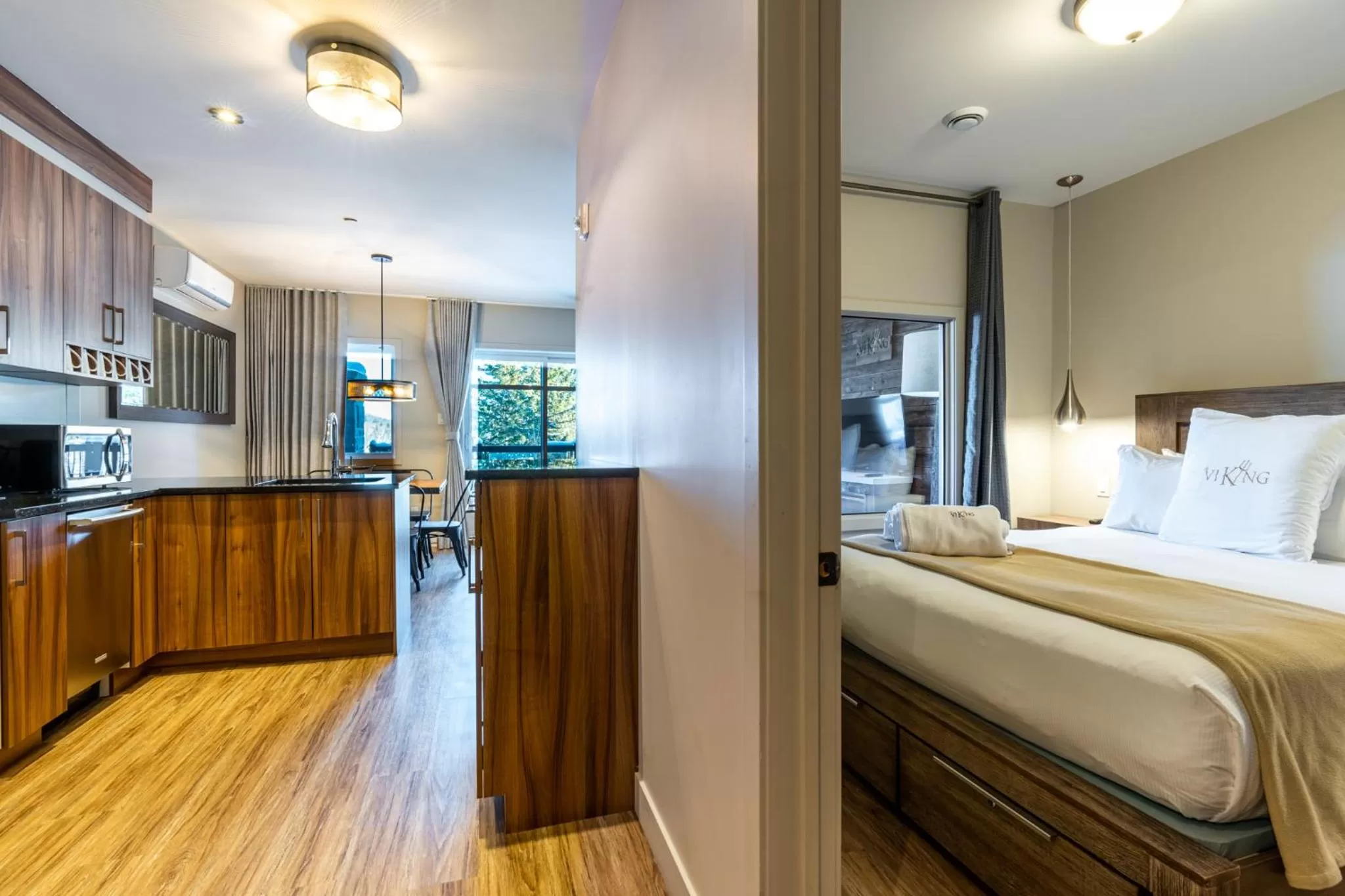 Photo of the whole room, Bed in Le Viking Resort