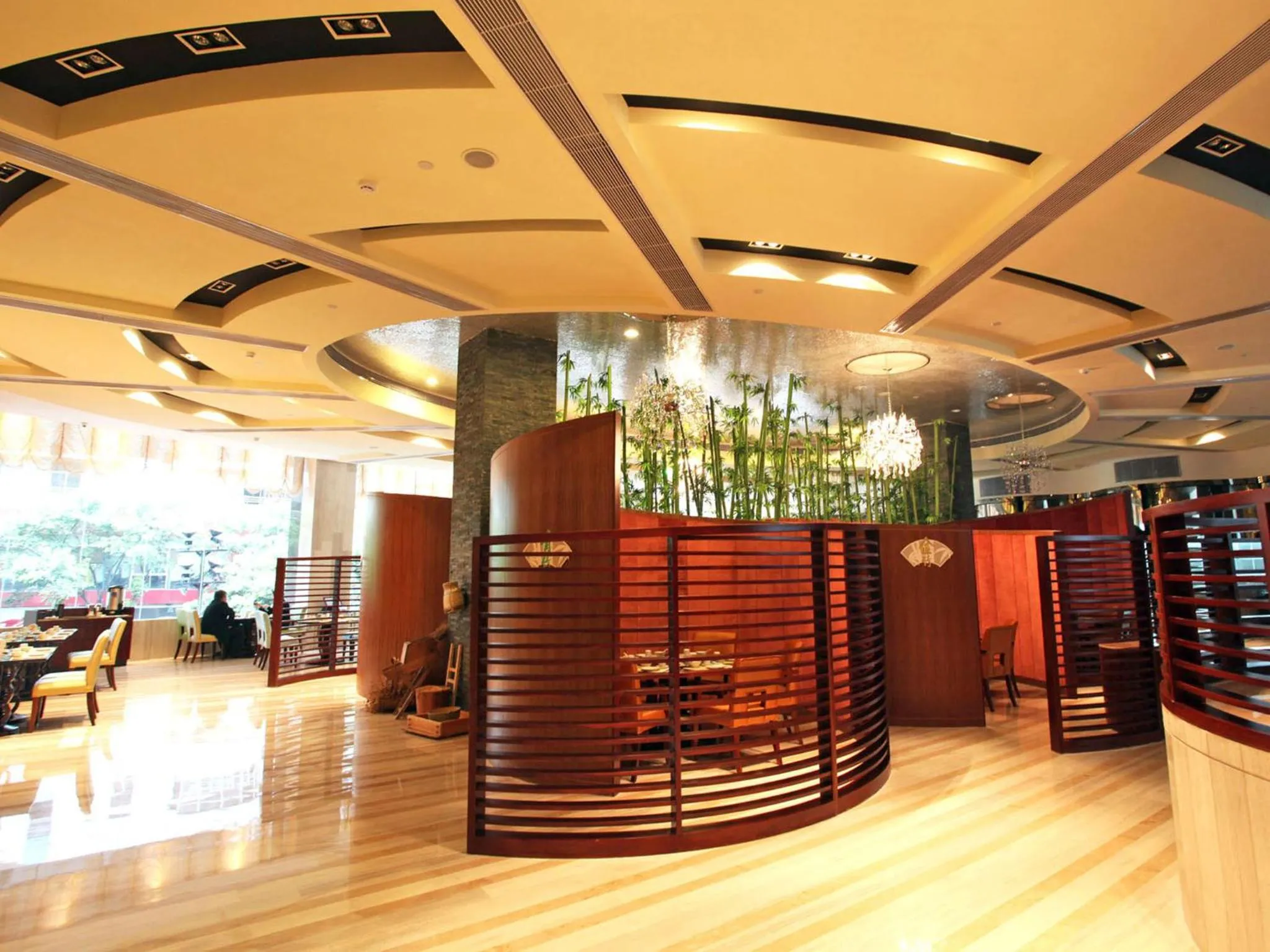 Restaurant/places to eat in HJ International Hotel