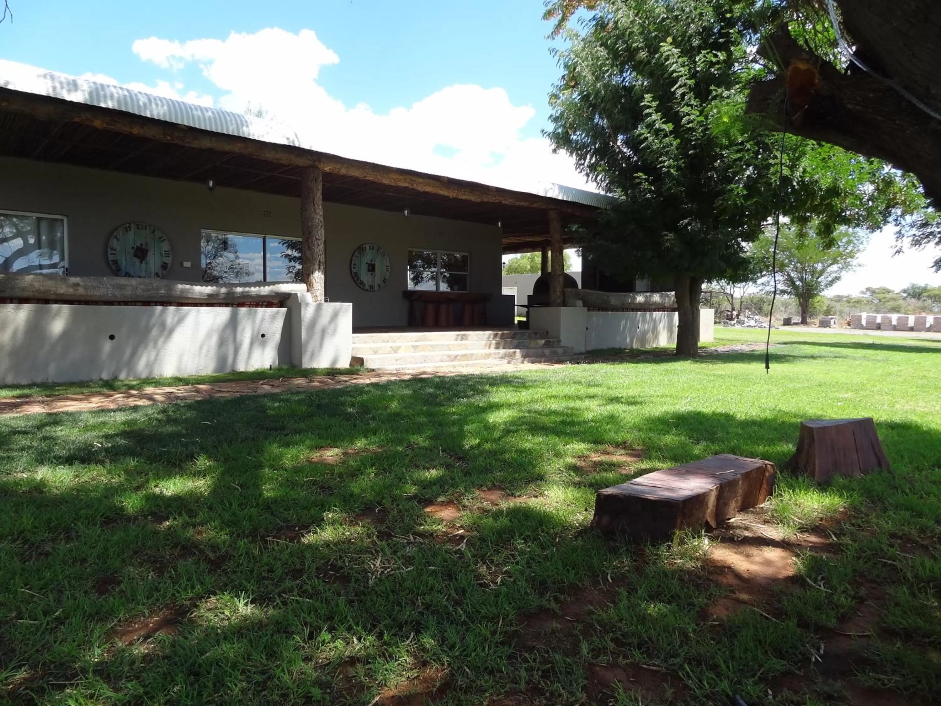 Garden view, Property Building in Die Olyfhuis