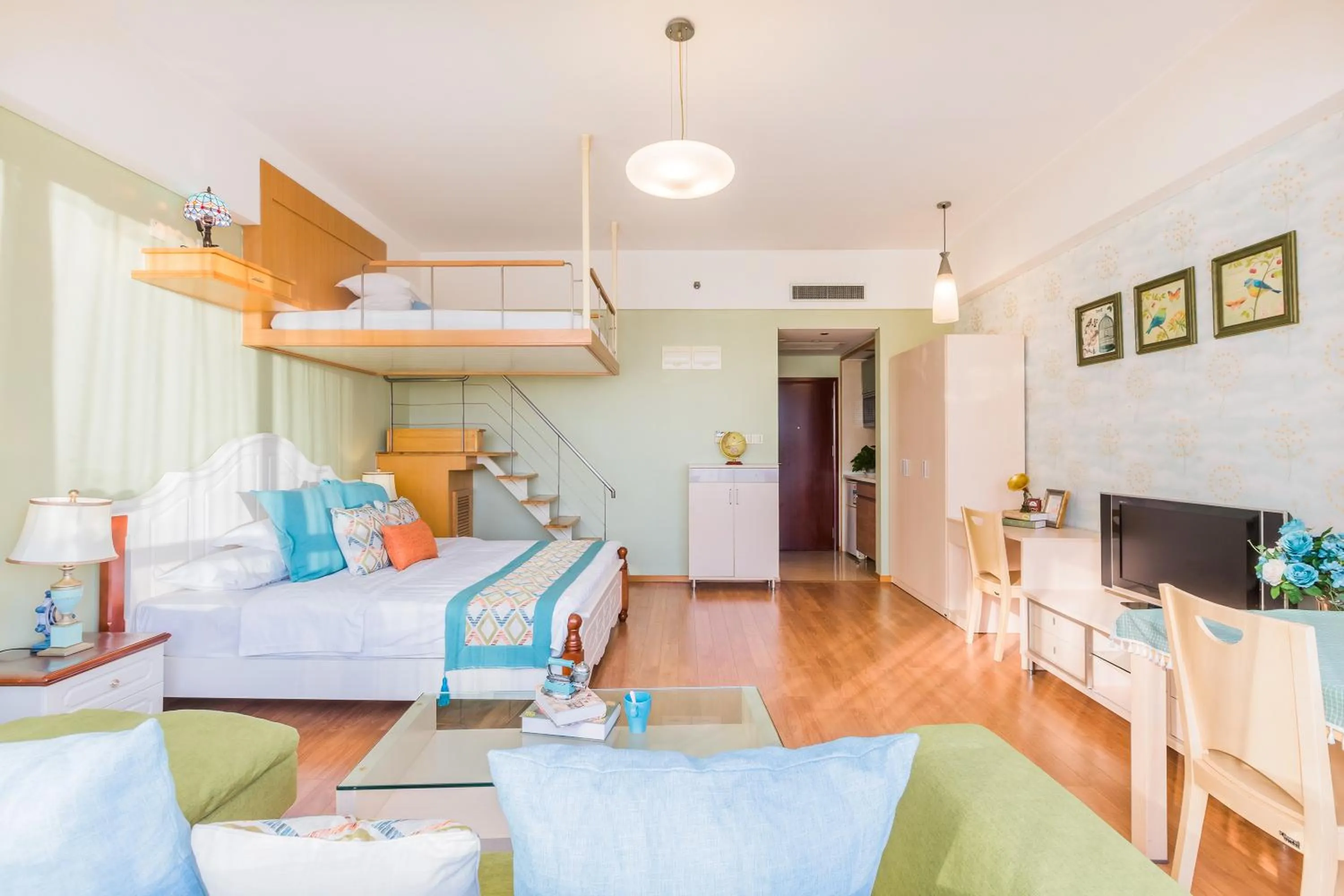 Westlake 7 Service Apartment